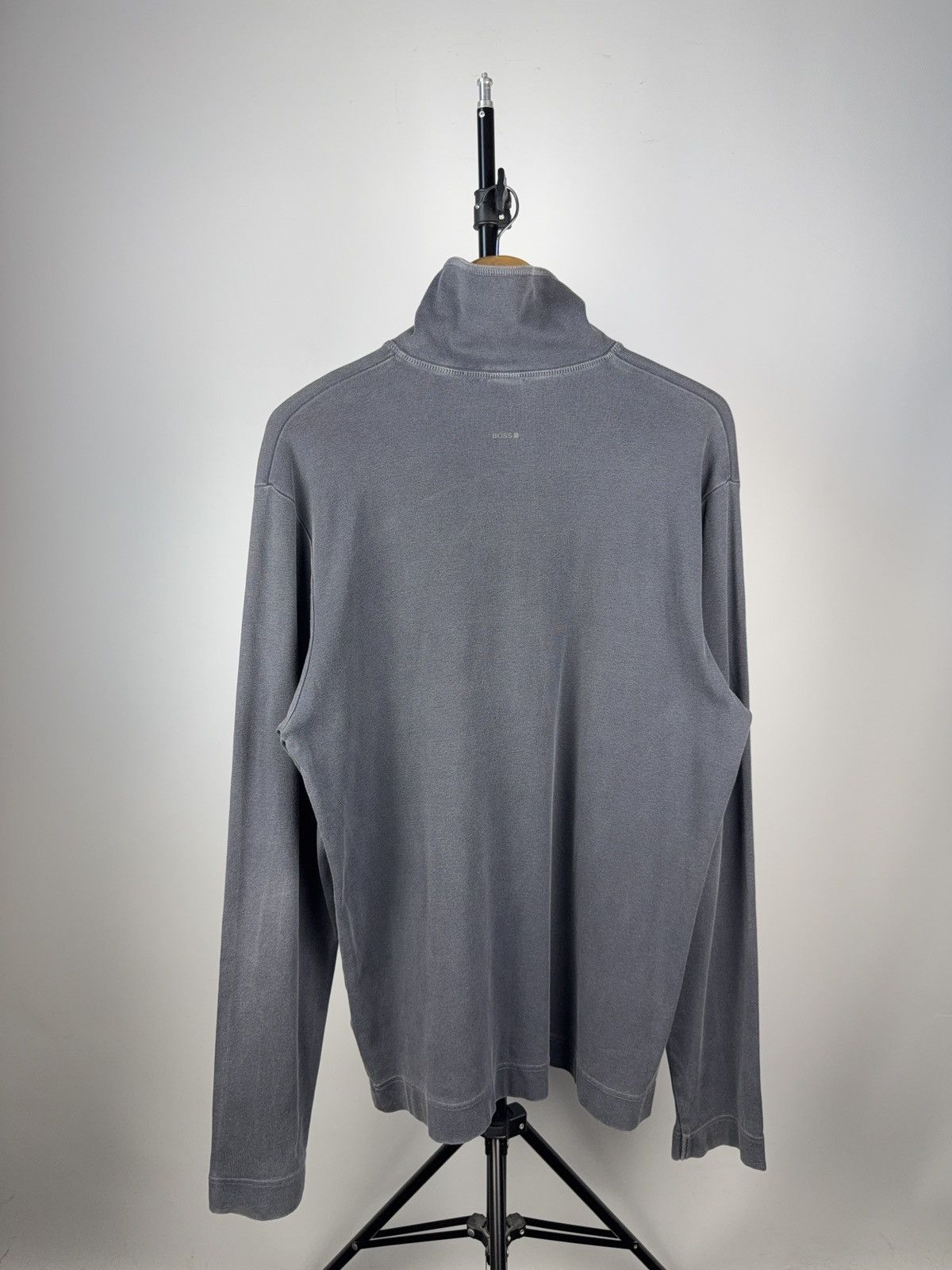 Hugo Boss Vintage 00s Luxury Hugo Boss Faded 1/4 zip long sleeve Size US XXL / EU 58 / 5 - 11 Thumbnail
