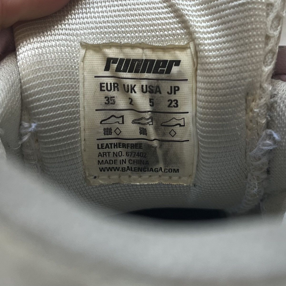 Balenciaga Balenciaga Runner white/pink Size US 5 / IT 35 - 18 Thumbnail