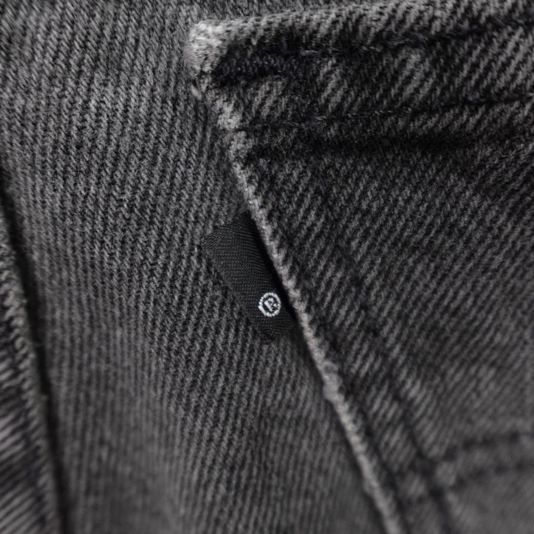 Levi's VINTAGE Levi's 550 Jeans Mens Straight Denim 32x34 90s Made USA Black Charcoal Wash Distressed Hems Mens Size US 32 / EU 48 - 7 Thumbnail