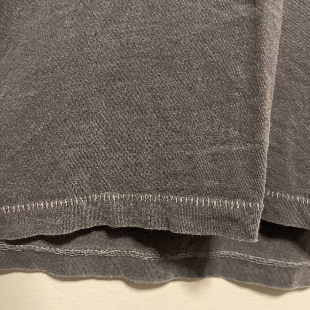 The North Face 90s The North Face Gray T Shirt White And Reg Logo Size US L / EU 52-54 / 3 - 5 Thumbnail