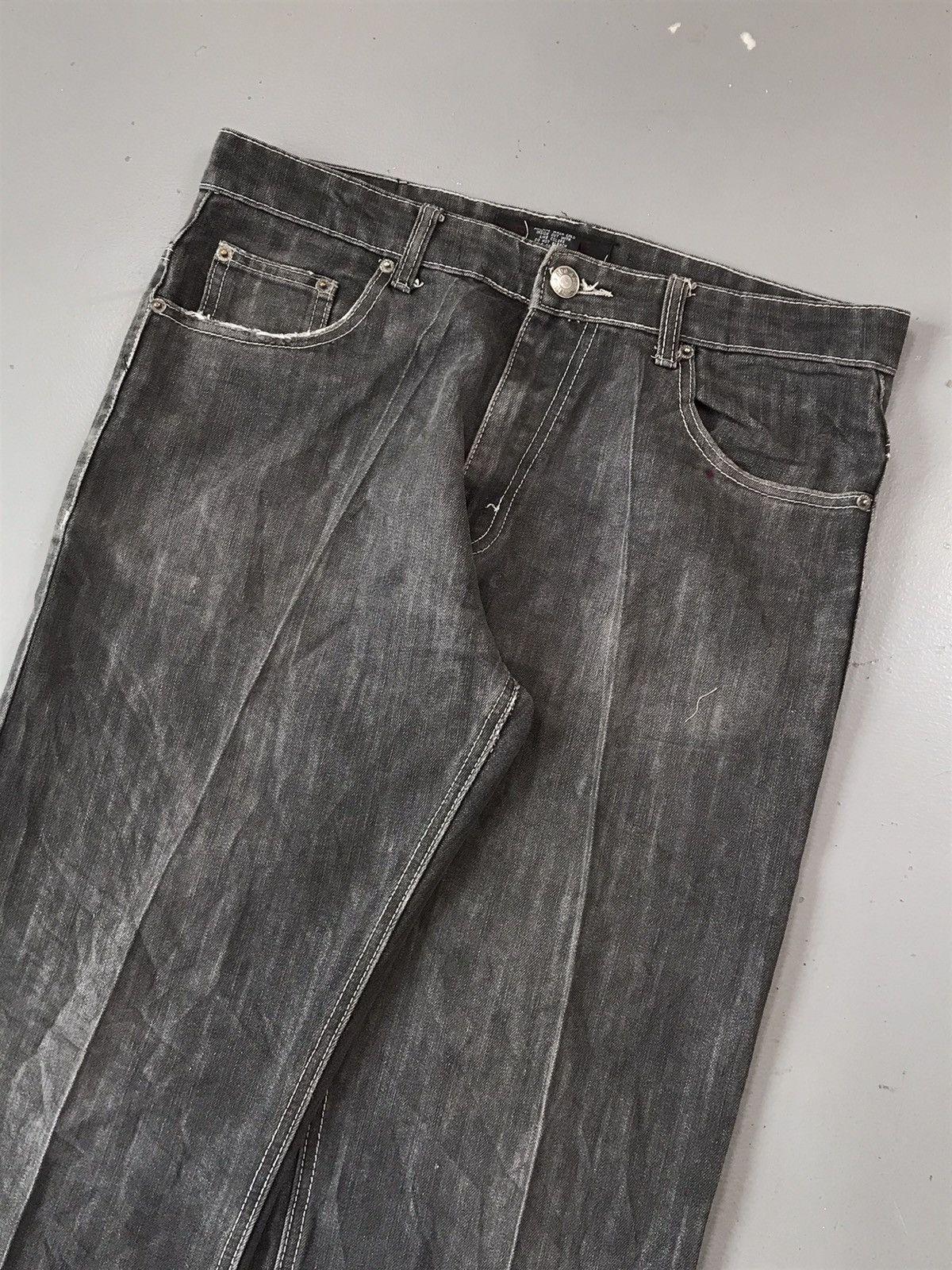 Vintage Rare vintage red ape Y2K embroidery denim Size US 35 - 3 Thumbnail