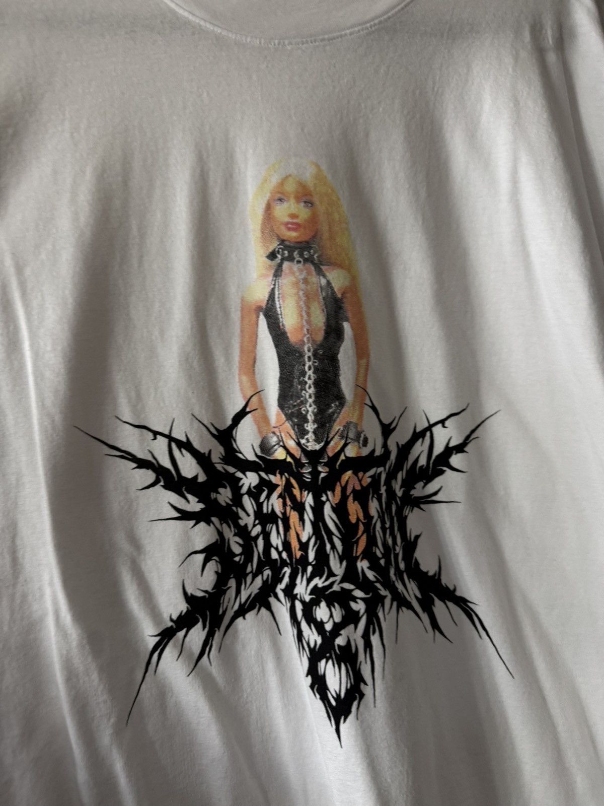 Section 8 White Bondage Barbie Section Eight Graphic T-Shirt Size US XXL / EU 58 / 5 - 2 Thumbnail