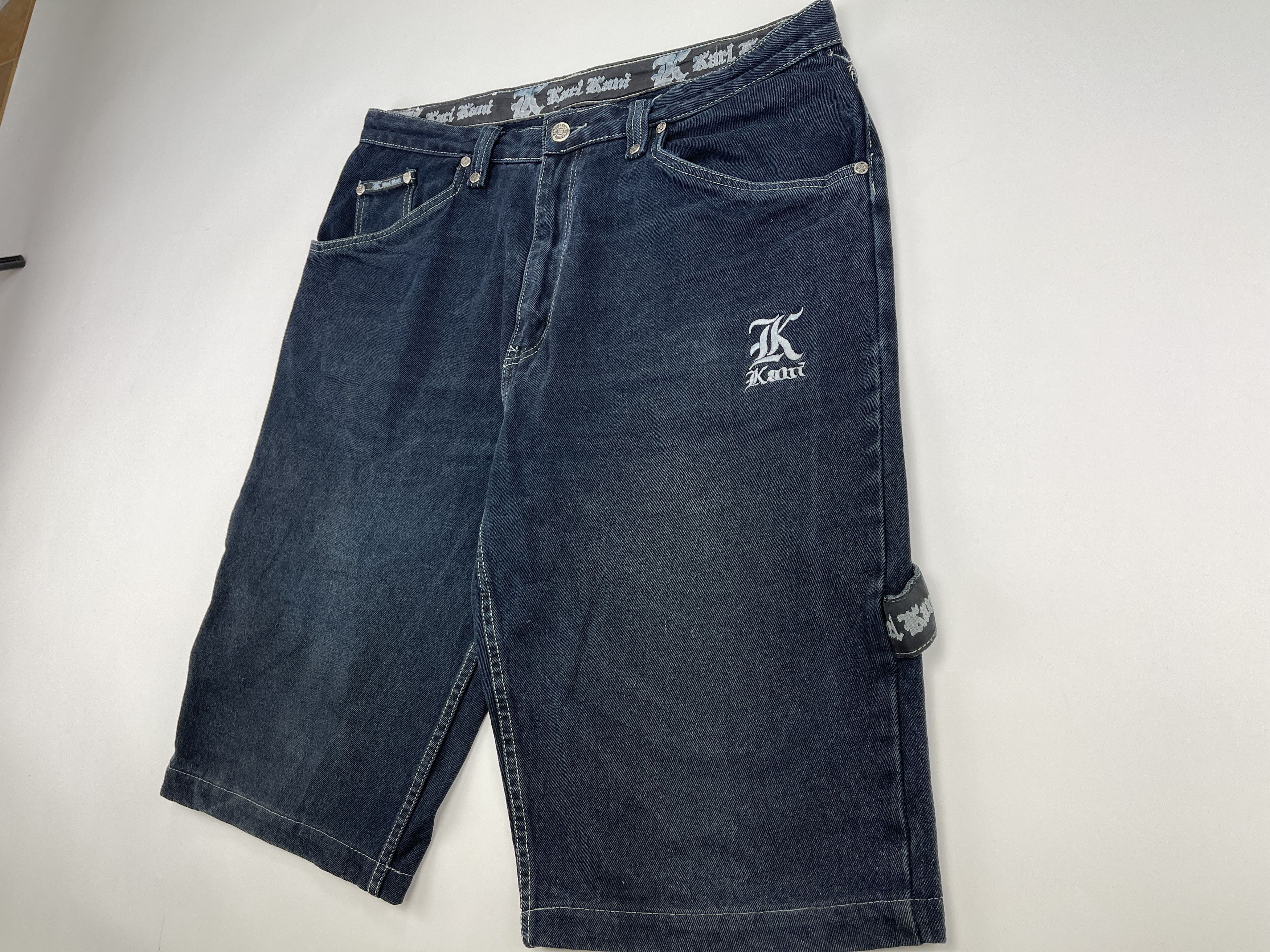 Karl Kani KARL KANI shorts, vintage hip hop baggy jeans, 90s size W 36 Size US 36 / EU 52 - 10 Thumbnail