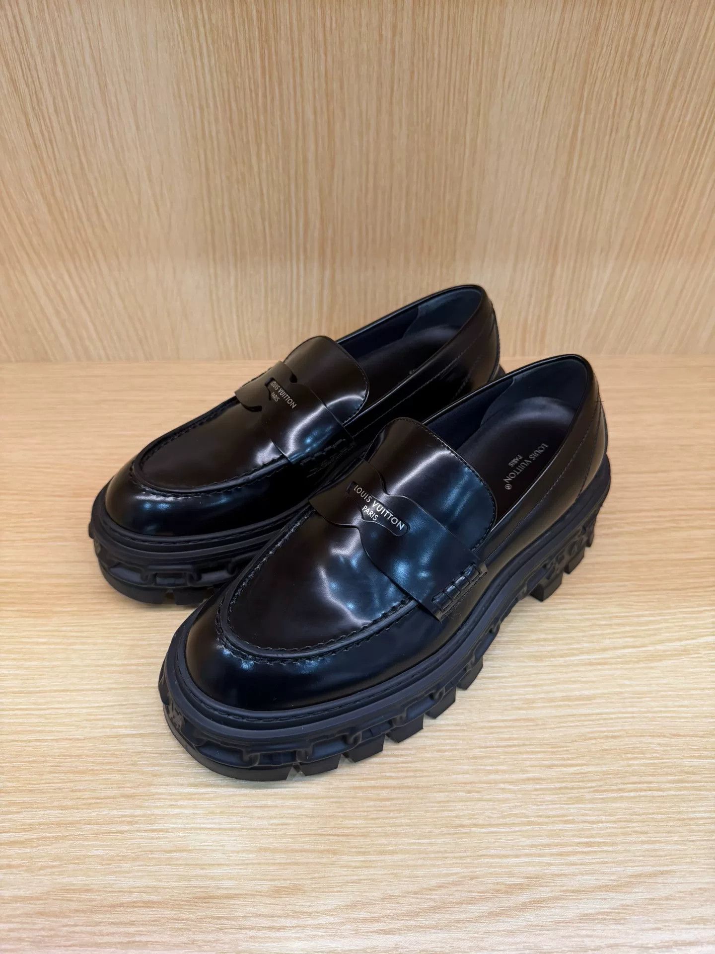 Louis Vuitton LV Record Embossed Loafers Size US 5 / IT 35 - 1 Thumbnail