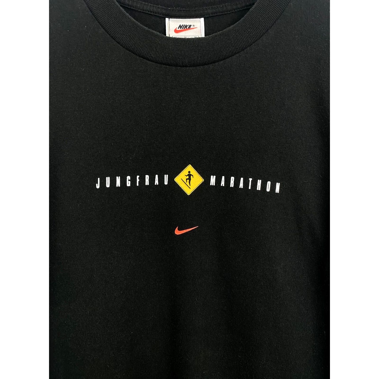Nike VINTAGE Nike Jungfrau Marathon T-shirt Mens M Black Retro 1998 Size US M / EU 48-50 / 2 - 5 Thumbnail