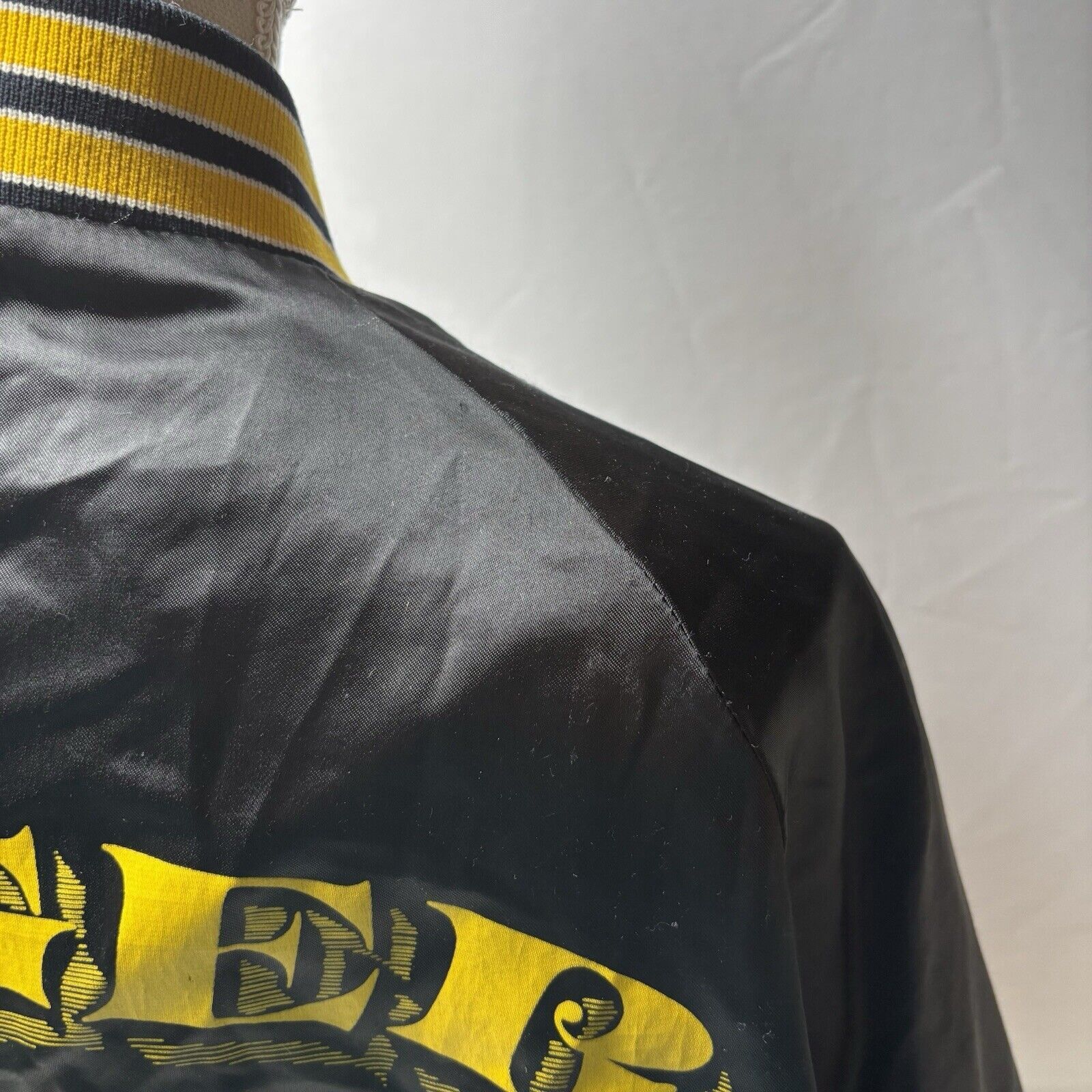 & Other Stories Ruger Satin Bomber Jacket Vintage 80s Firearm Gun Size US M / EU 48-50 / 2 - 5 Thumbnail