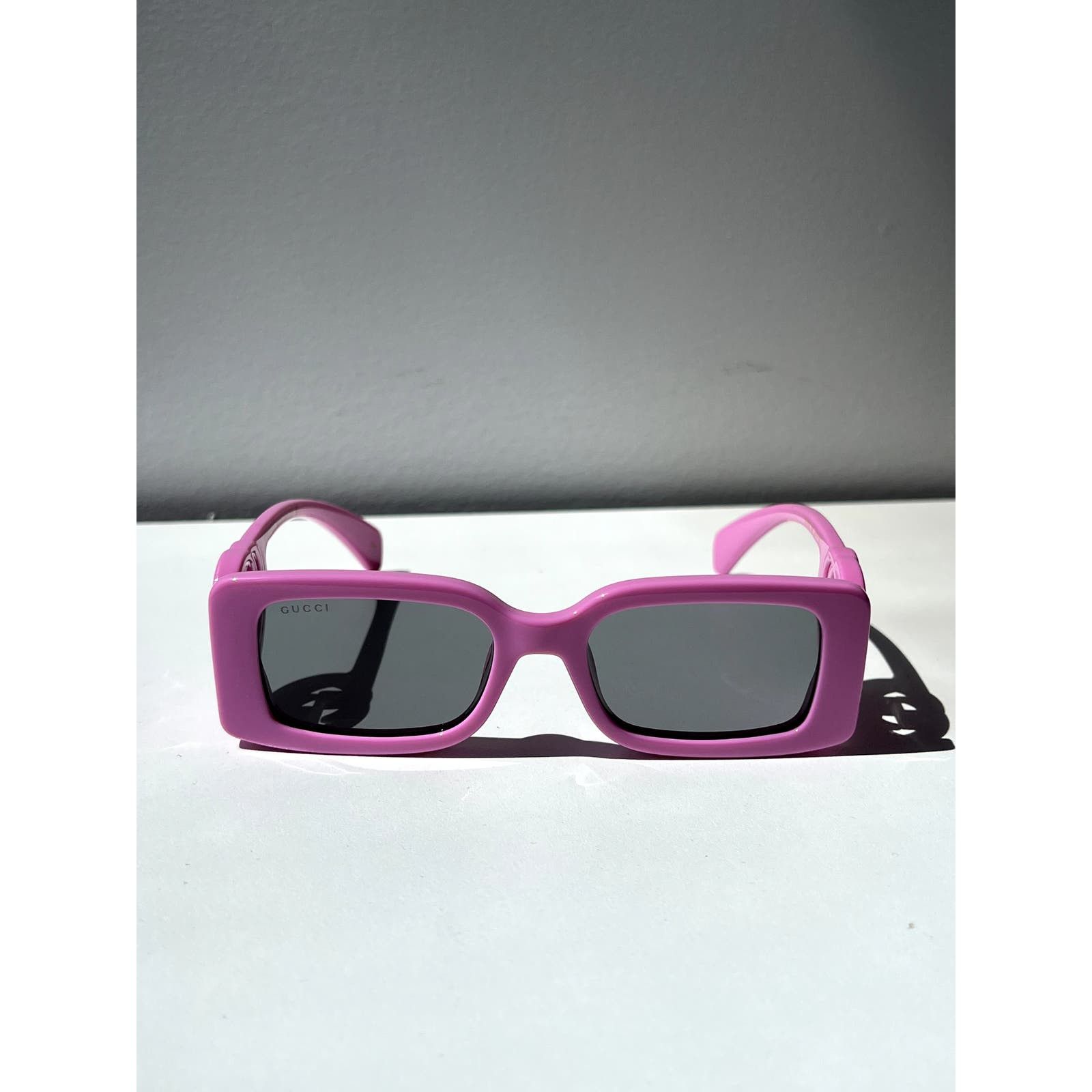 Gucci NEW Gucci GG1325S Slim Pink Logo Sunglasses Size ONE SIZE - 4 Thumbnail