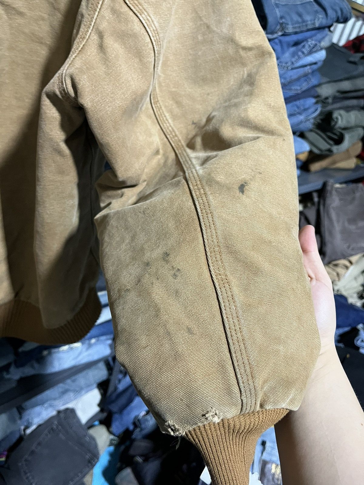 Carhartt × Vintage Crazy Vintage Thrashed Carhartt Hooded Jacket Faded Workwear Size US XL / EU 56 / 4 - 14 Thumbnail