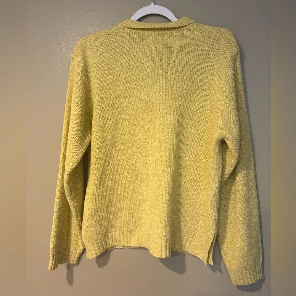 Vintage golden yellow vintage 90s 80s button up grandmacore cardigan Size L / US 10 / IT 46 - 2 Thumbnail