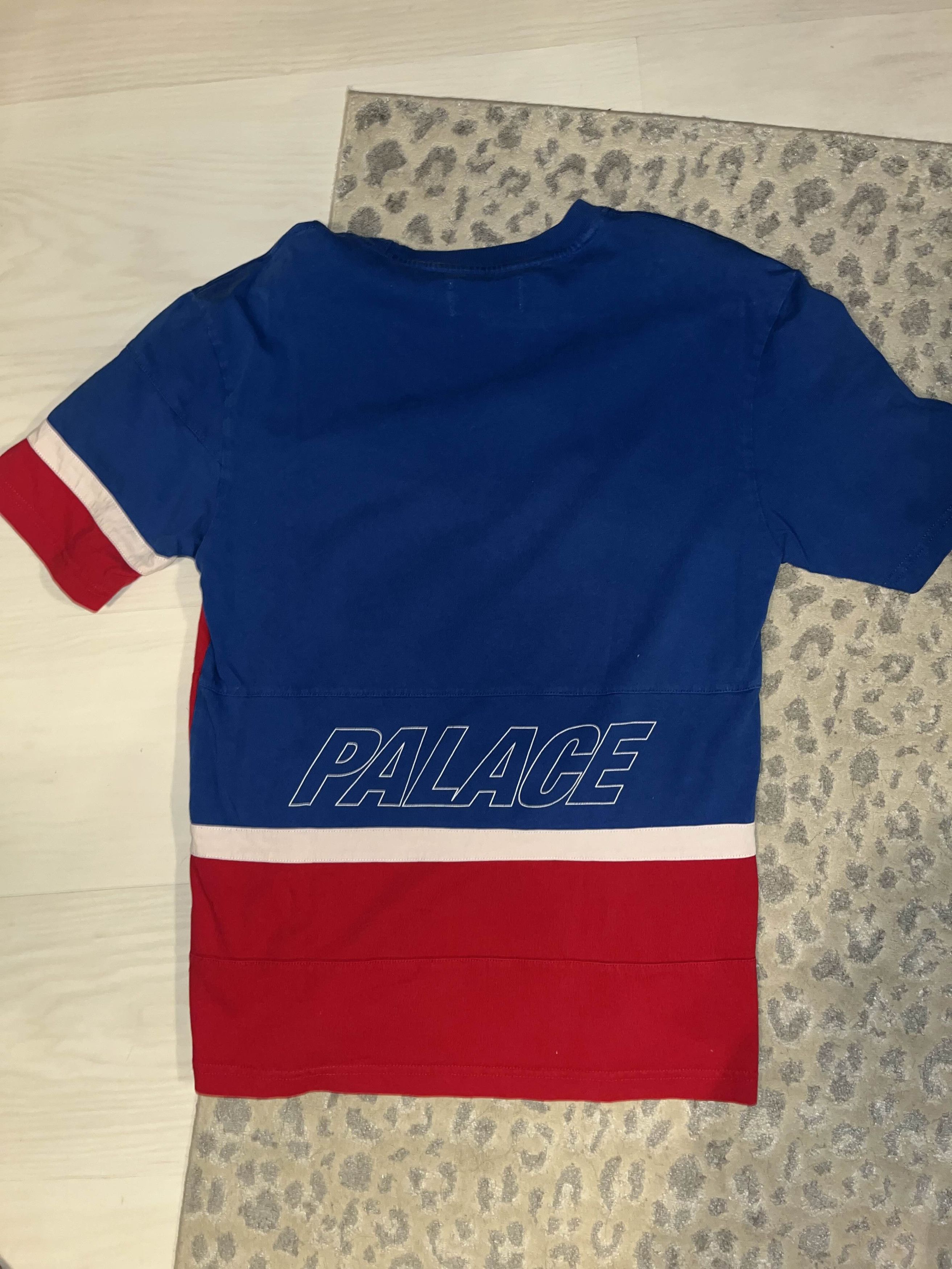 Palace SS17 Palace R Stripe Blue Tee Size US S / EU 44-46 / 1 - 3 Thumbnail