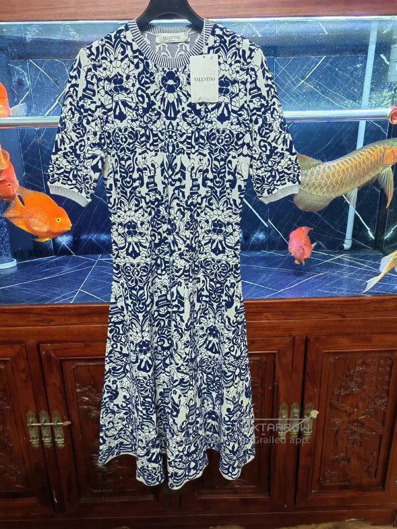 Valentino Valentino Blue and white porcelain dress Size L / US 10 / IT 46 - 1 Thumbnail