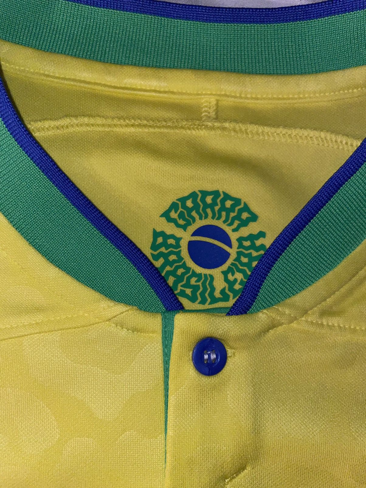 Nike Brazil Jersey 2022 World cup Men’s Size US L / EU 52-54 / 3 - 8 Thumbnail