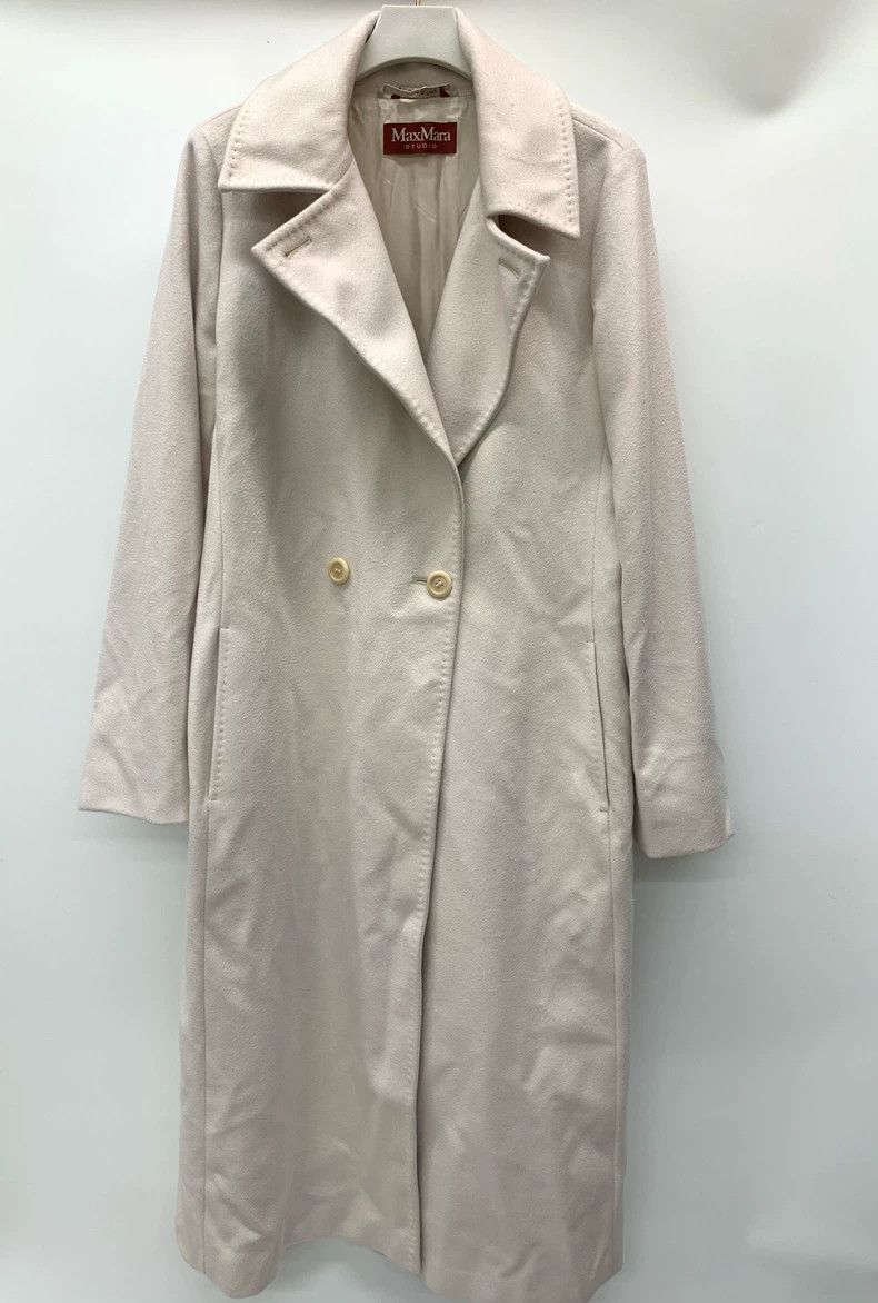 Max Mara Max Mara Solid mid-length, lapel, double-breasted, long-sl Size L / US 10 / IT 46 - 1 Thumbnail