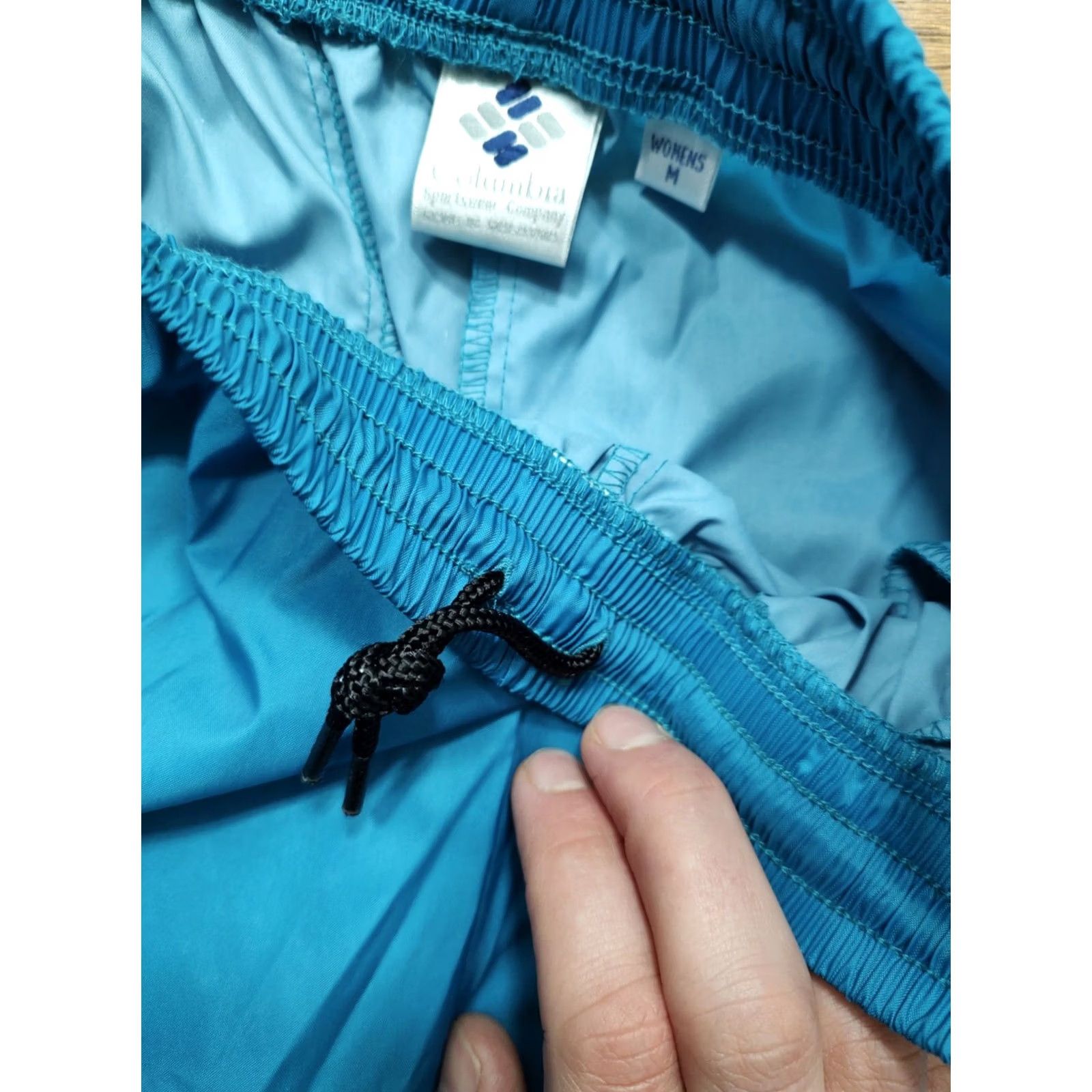AQUA VINTAGE Columbia Womens Pants Outdoor Hiking Aqua Teal Nylon Wind Snow 90s P... Size 32" / US 10 / IT 46 - 7 Thumbnail