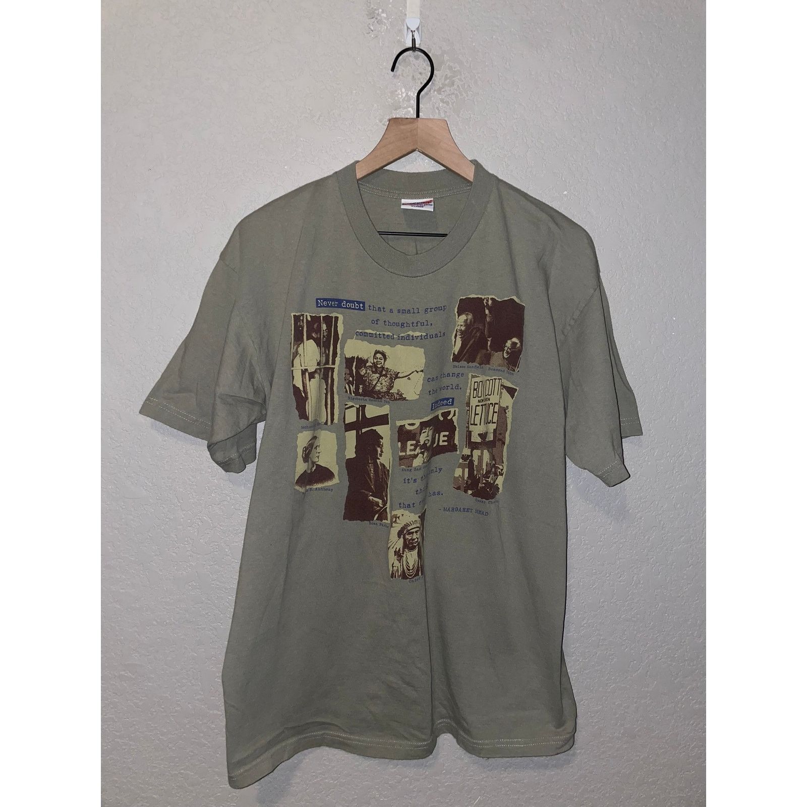 Vintage Never Doubt Margaret Mead Change The World XL Tee