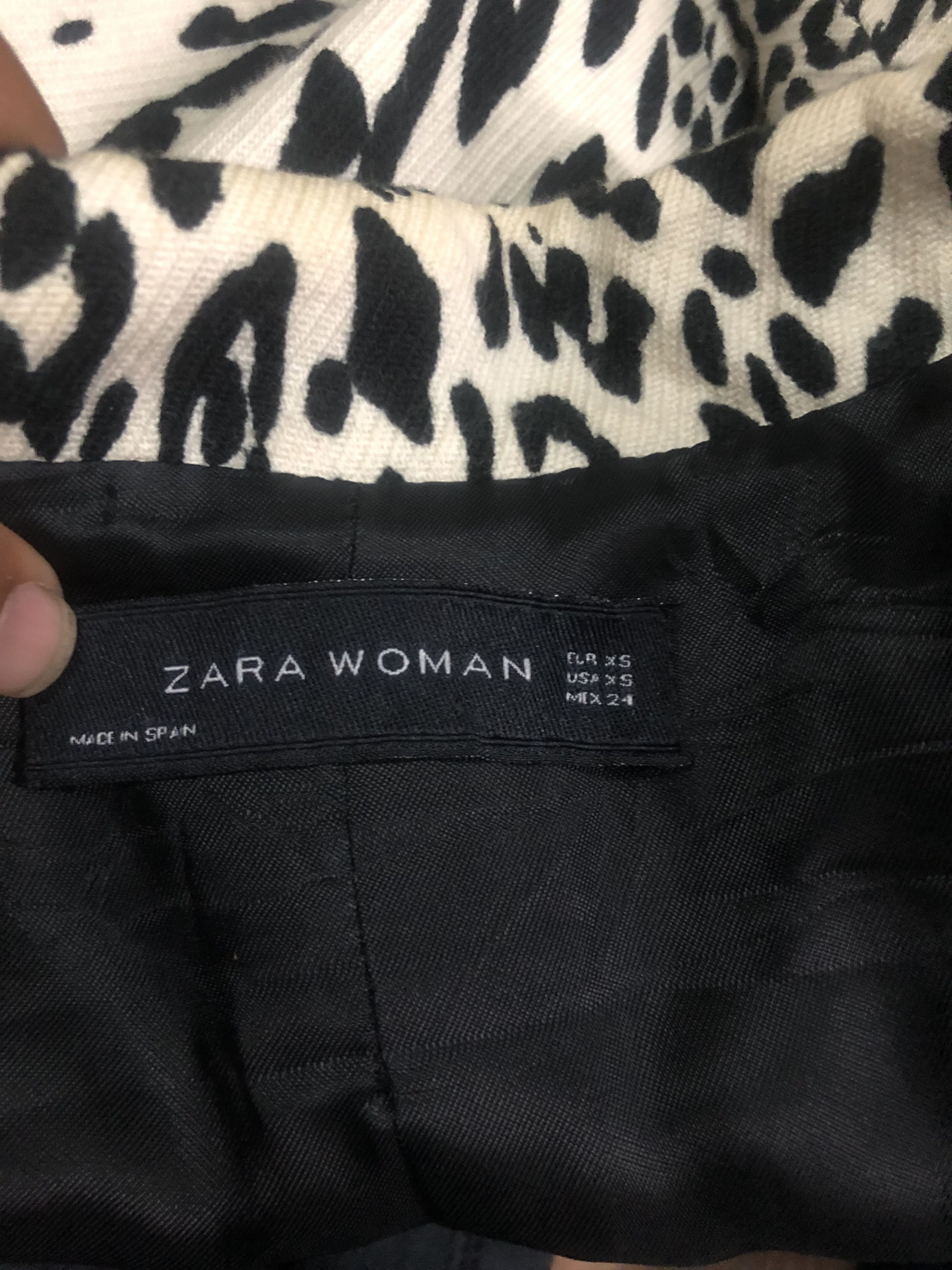 Zara Zara Woman Tiger Stripe Coat Size S / US 4 / IT 40 - 3 Thumbnail