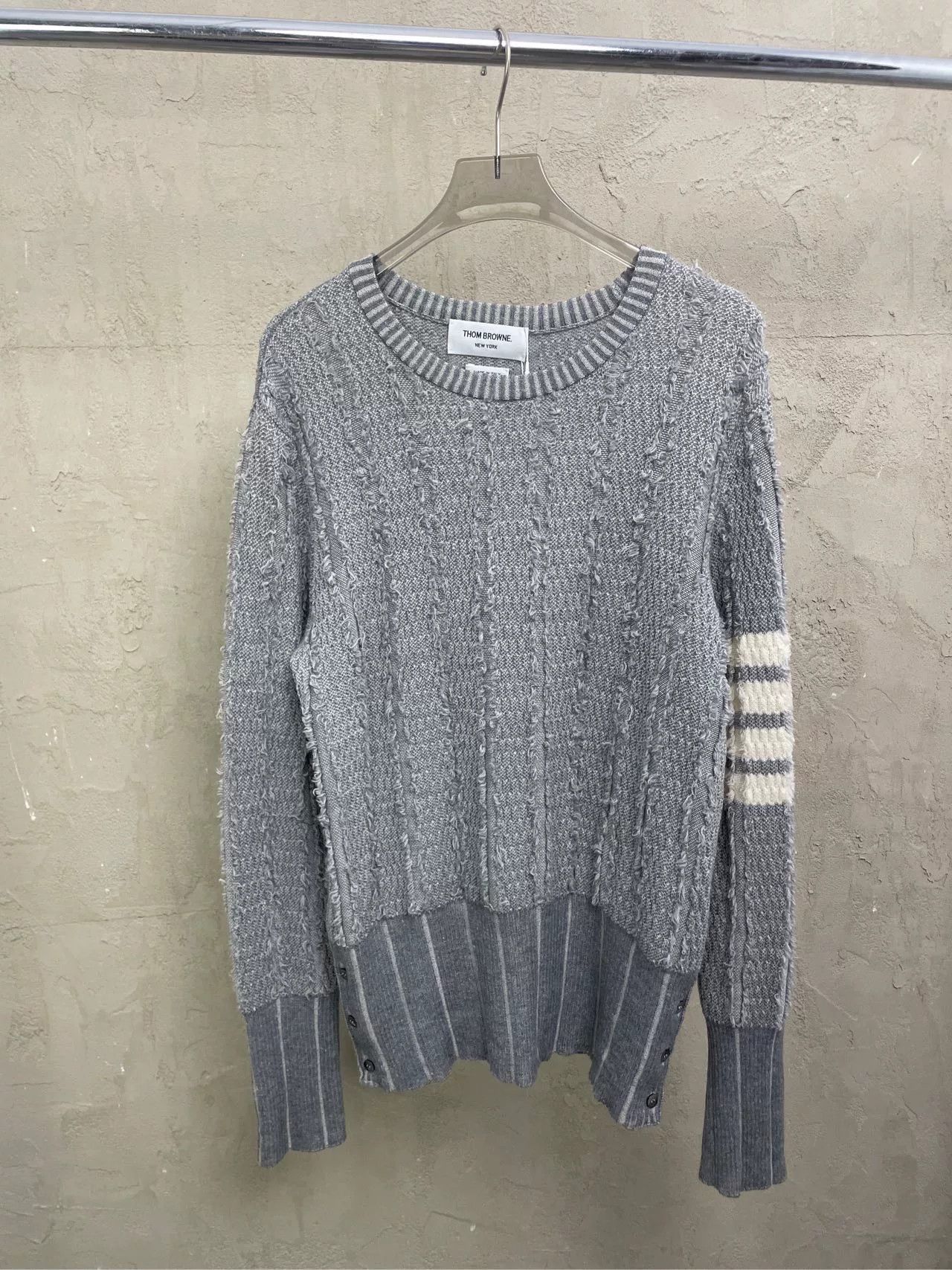 Thom Browne Thom Browne Gray Stripe Fringe Wool Sweater Size US M / EU 48-50 / 2 - 1 Thumbnail