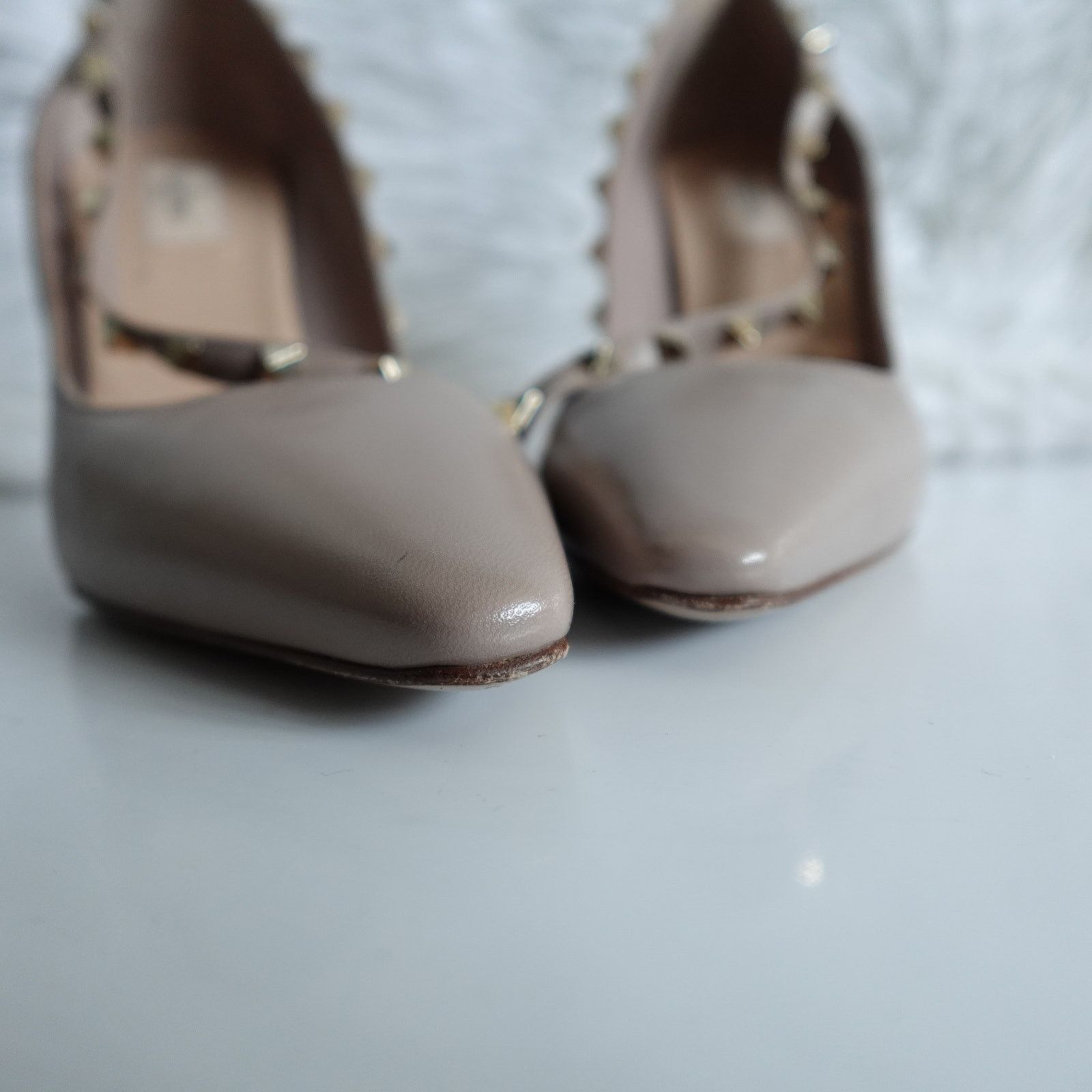 Valentino Valentino Beige Nude Nappa Gold Rockstud Cross Strap Pumps Size US 10 / IT 40 - 8 Thumbnail