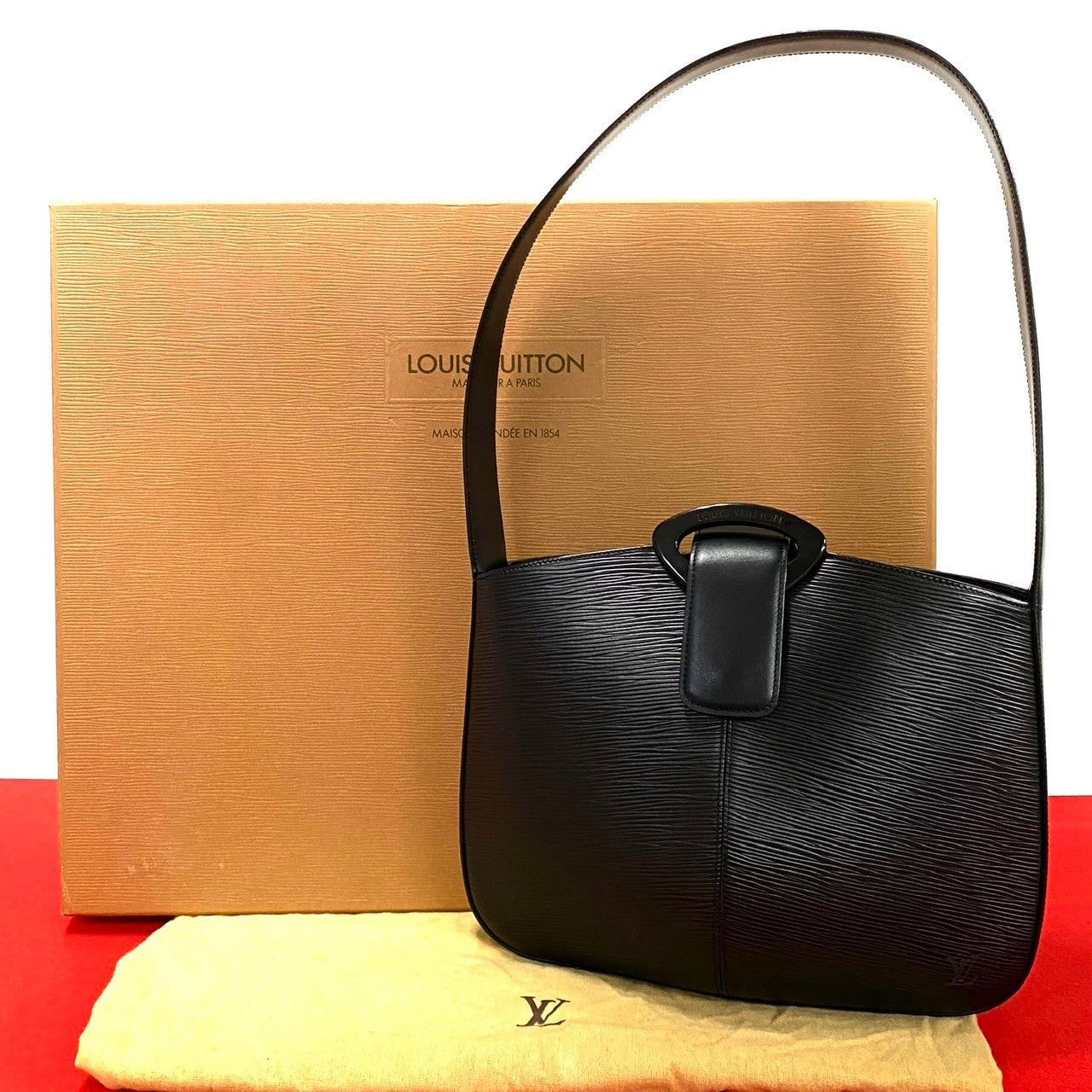 Louis Vuitton Louis Vuitton Shoulder Bag Black Leather Size ONE SIZE - 1 Thumbnail