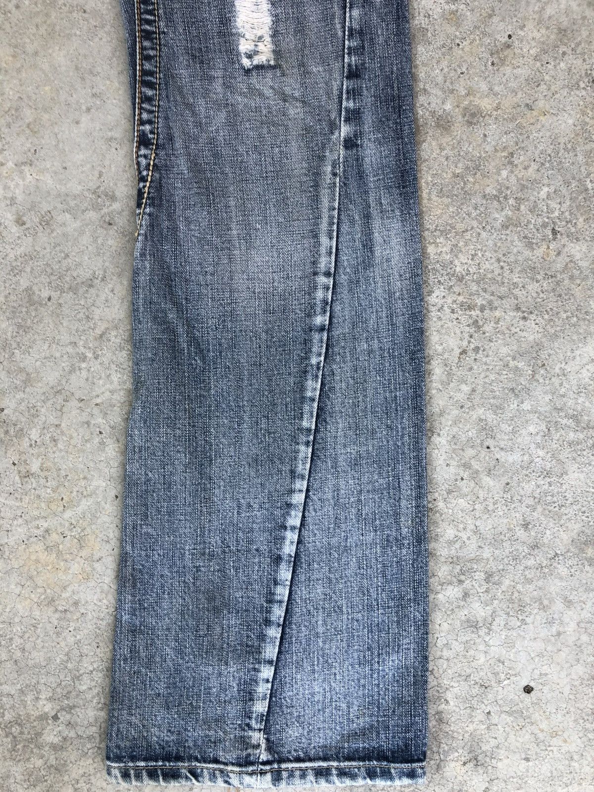 If Six Was Nine Semantic Design Flared Jeans Snake Skin Distressed Jeans Size US 30 / EU 46 - 6 Thumbnail