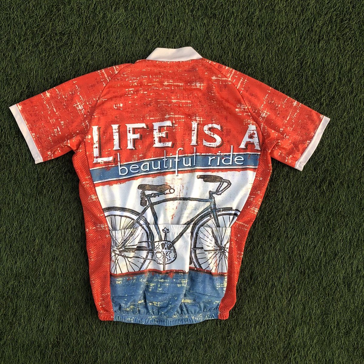 Vintage Life is a beautiful ride cycling jersey Size US XL / EU 56 / 4 - 1 Thumbnail