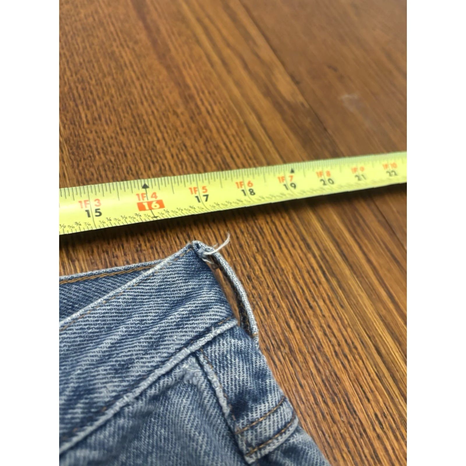Vintage VINTAGE L.L.Bean Classic Fit Jeans Medium Wash Straight Leg 35 x 30 Mens 90s Logo Blue Denim Size US 35 - 4 Thumbnail