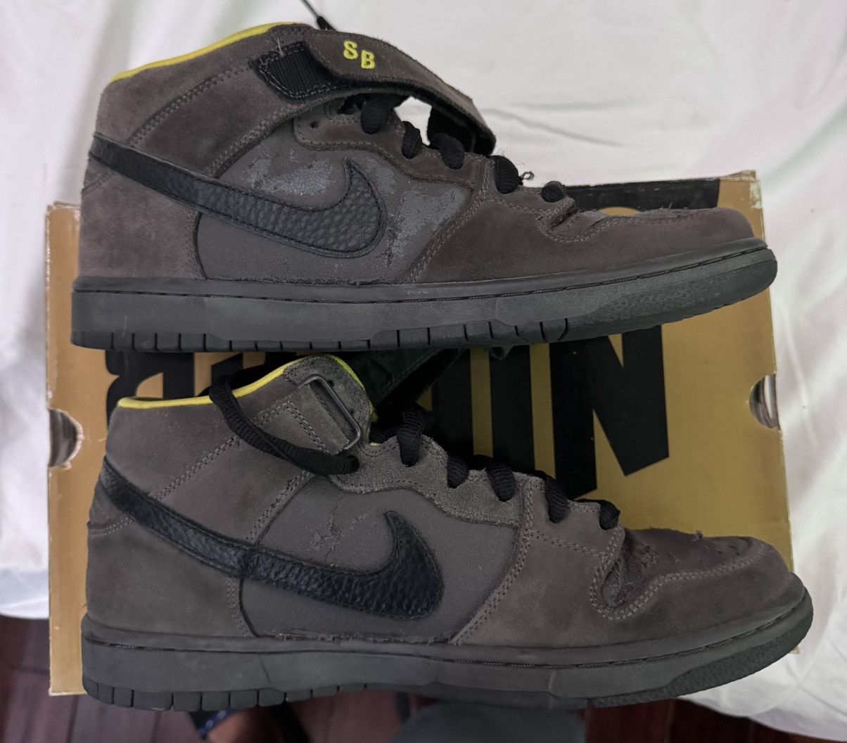 Nike 2008 Nike SB Dunk Mid Pro Batman’s used size 10 Size US 10 / EU 43 - 2 Thumbnail