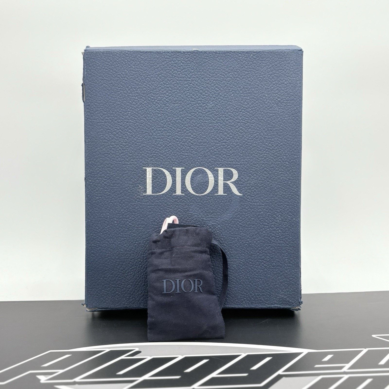 Dior Dior B30 Reflective ' Pale Pink Blue ' | GREAT CONDITION! Size US 8 / EU 41 - 15 Thumbnail