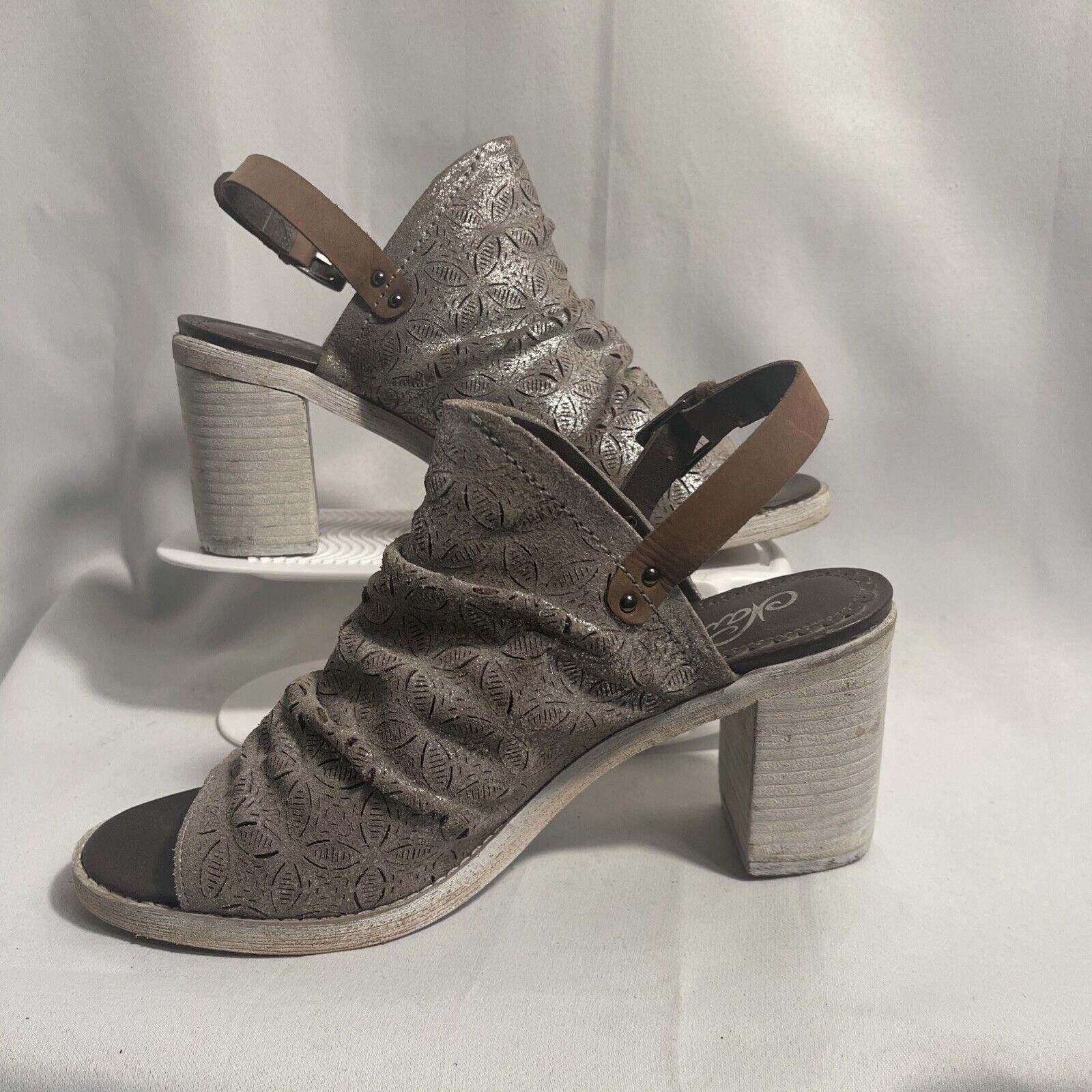 Designer Naughty Monkey 10 Leather Heels Ankle Bootie Gray Size US 10 / IT 40 - 1 Thumbnail