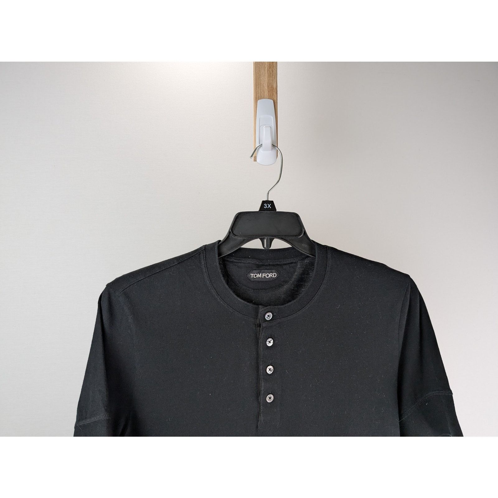 Tom Ford o1rshd1 CC20 Henely Shirt in Black Size US M / EU 48-50 / 2 - 3 Thumbnail