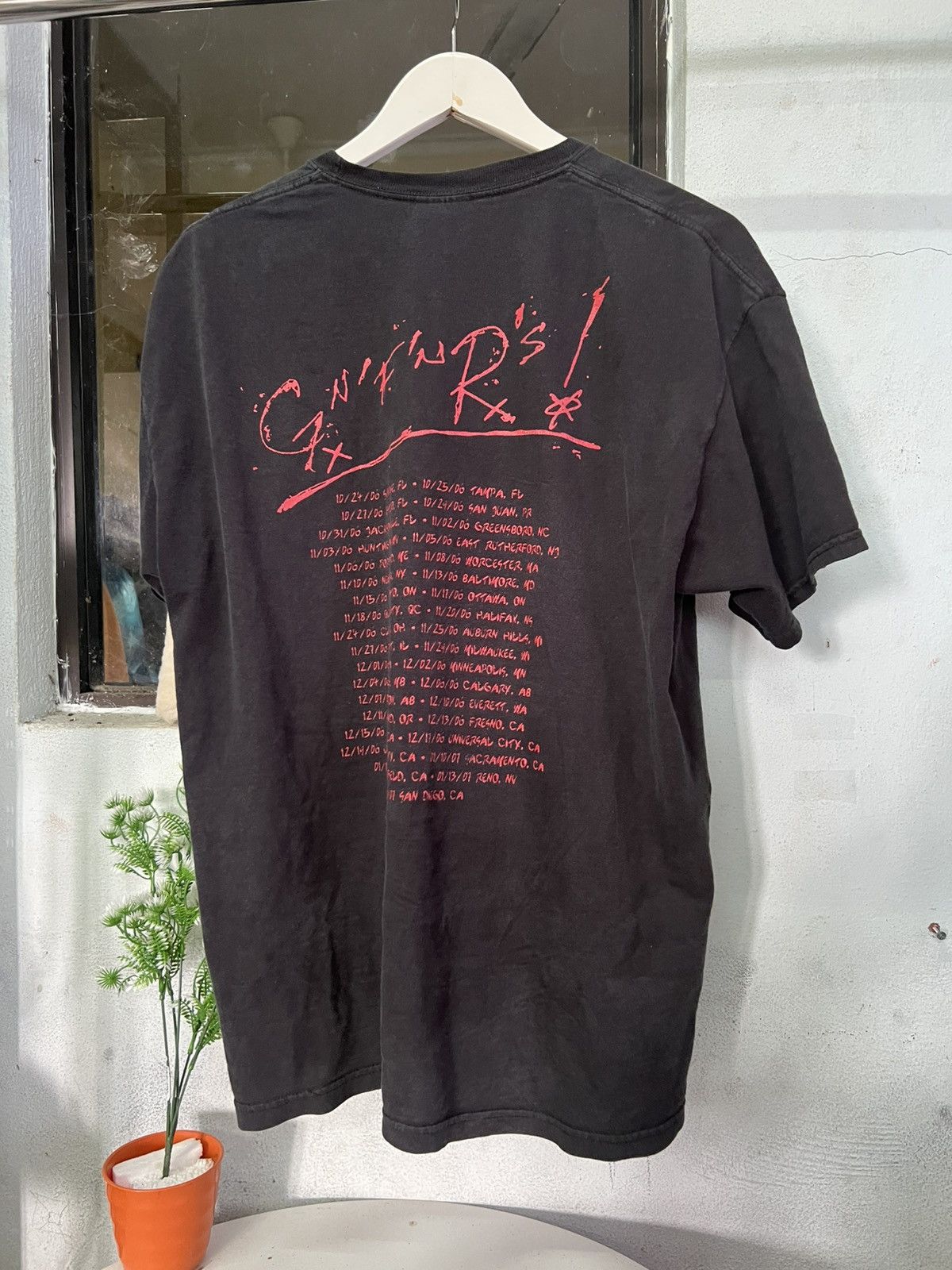 Band Tees × Guns N' Roses × Vintage Vintage y2k Gun N Rose Size US L / EU 52-54 / 3 - 2 Thumbnail