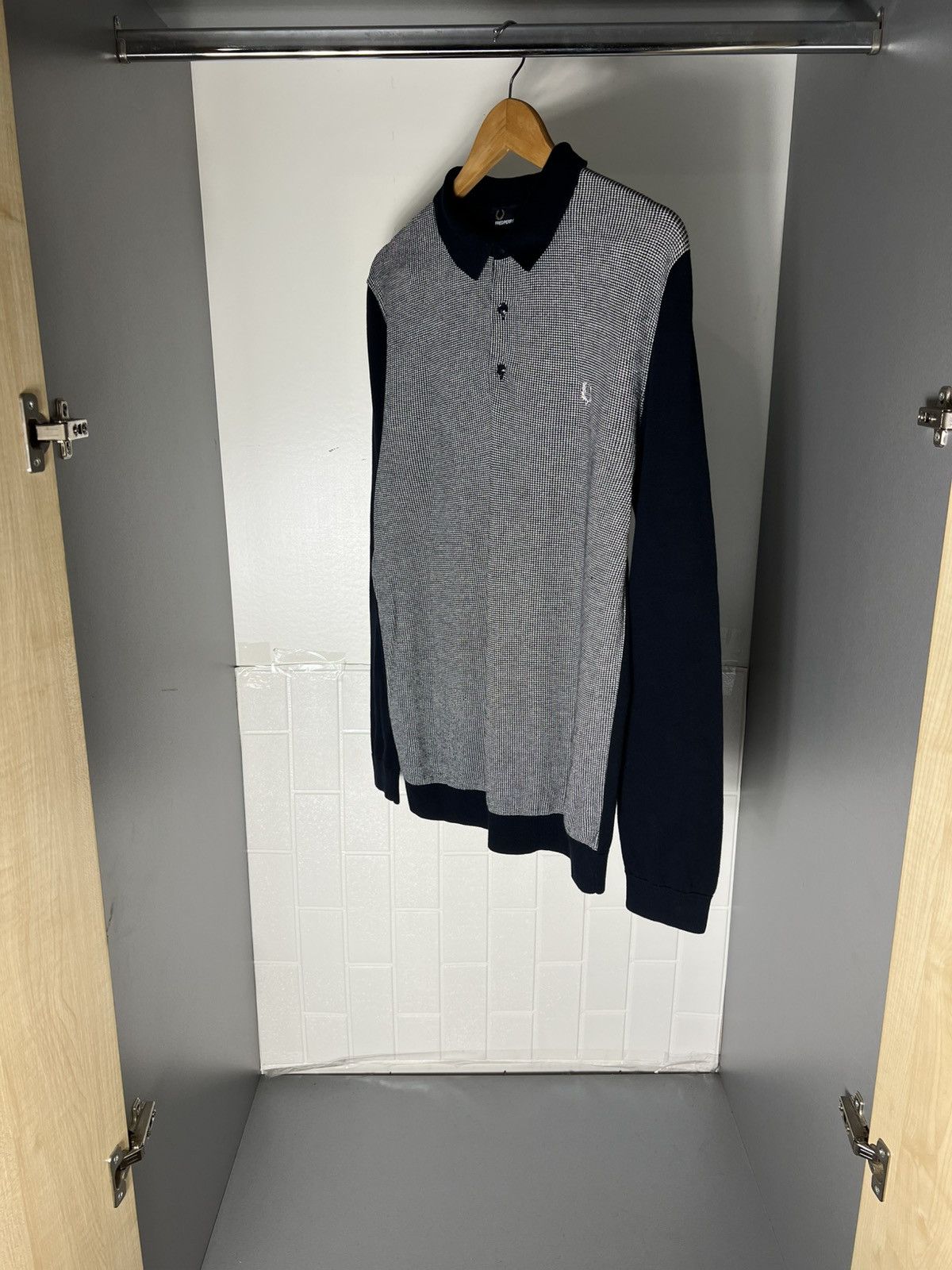 Fred Perry VINTAGE FRED PERRY LONG SLEEVE POLO CASUAL DESIGNER DELUX Size US L / EU 52-54 / 3 - 13 Thumbnail