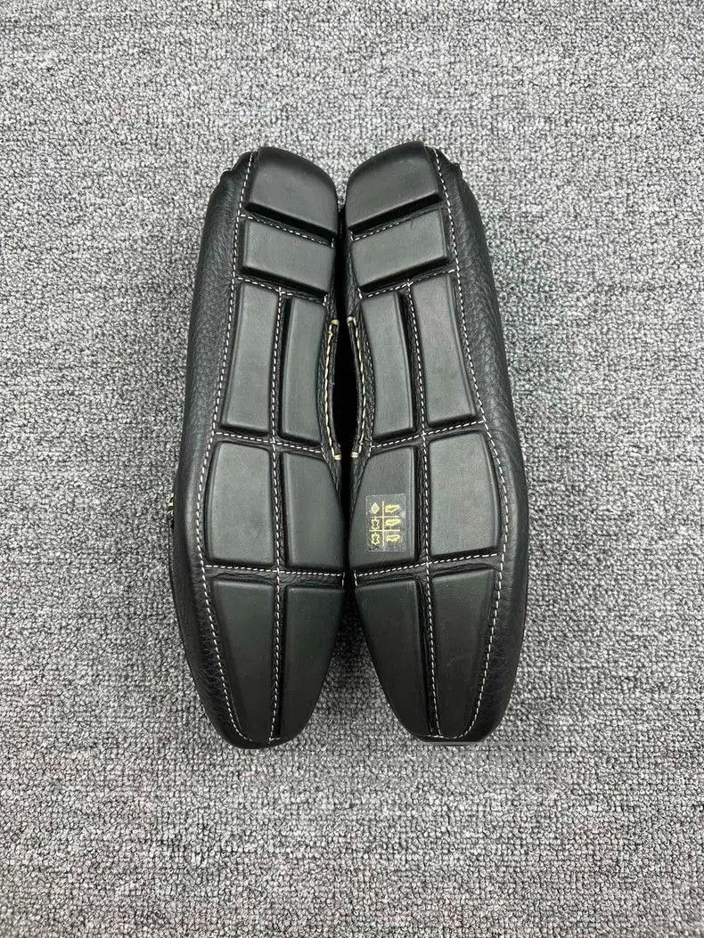 Prada Prada Black Leather Loafers. Size US 8.5 / EU 41-42 - 5 Thumbnail