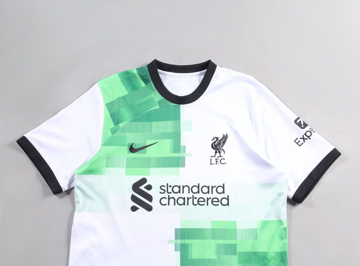 Nike SALAH Nike x Liverpool 2023 Soccer Football Jersey Shirt M Size US M / EU 48-50 / 2 - 2 Thumbnail