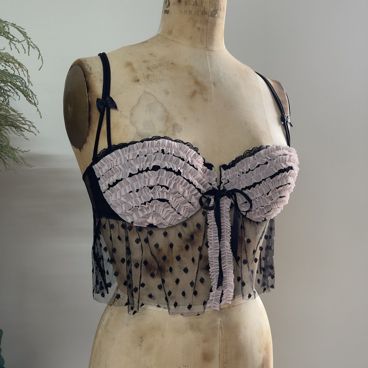 Victoria's Secret Romantic Black Mesh Open Front Bustier (36C/34D) Size ONE SIZE - 7 Thumbnail