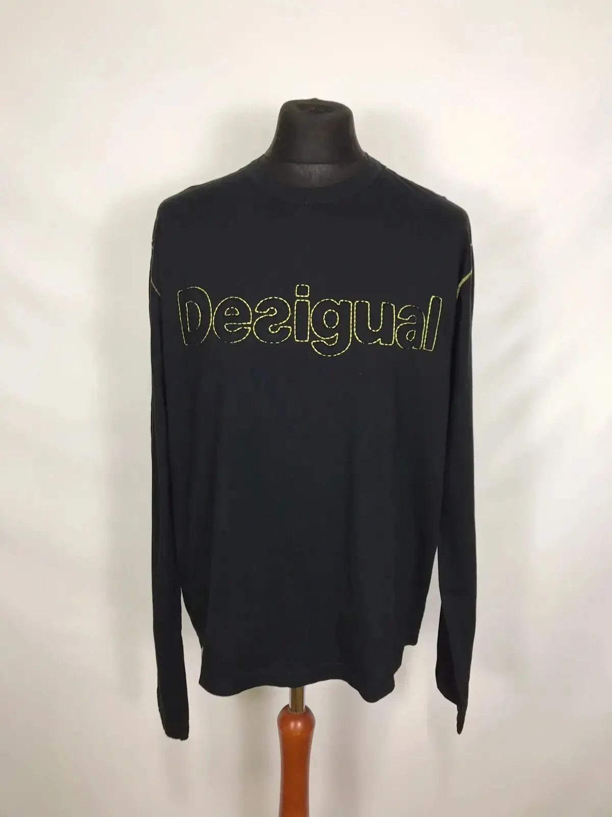 Designer × Desigual Desigual men’s long sleeve tee Size US L / EU 52-54 / 3 - 1 Thumbnail