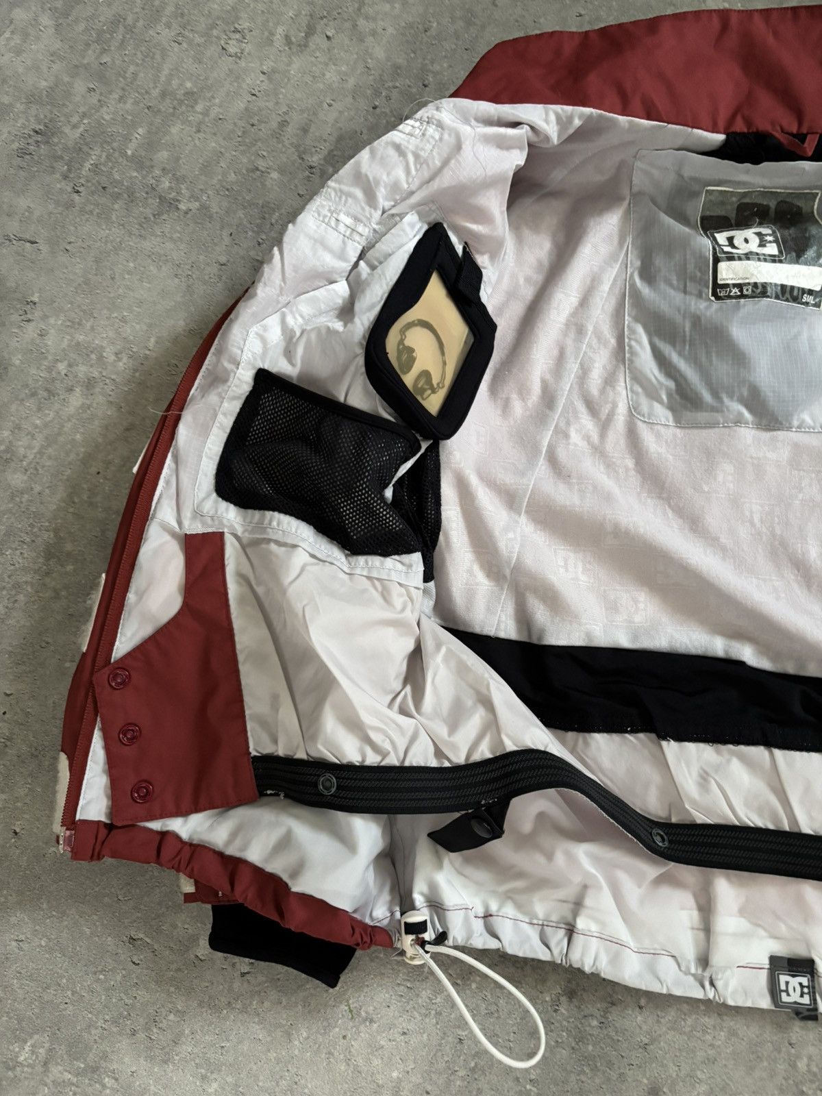 DC DC Shoes Snowboard Jacket S Streetwear Winter Sports burgund Size US S / EU 44-46 / 1 - 17 Thumbnail