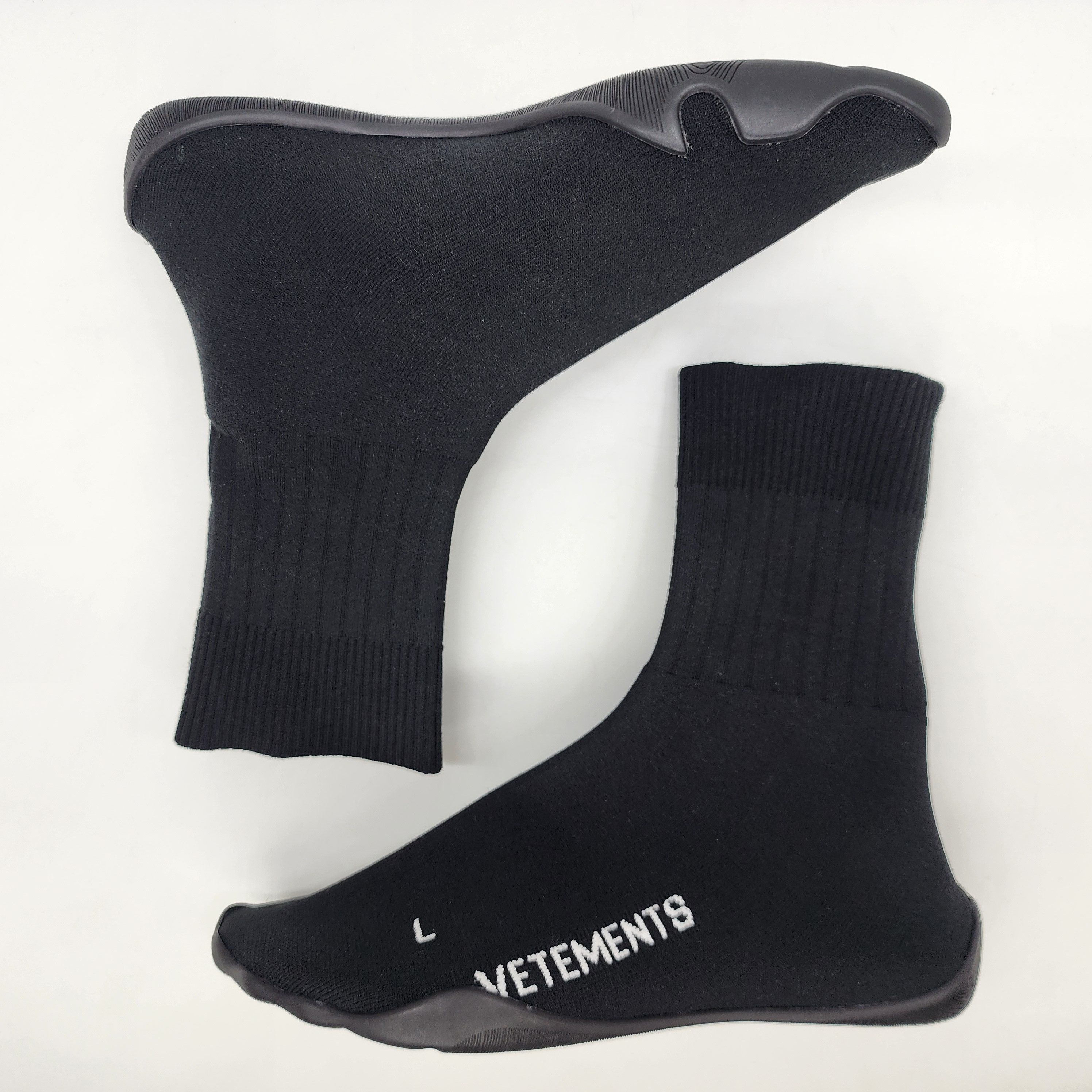 Vetements (NIB) Vetements - AW19 Runway Karate Sock Sneakers Size US 7 / EU 40 - 8 Thumbnail