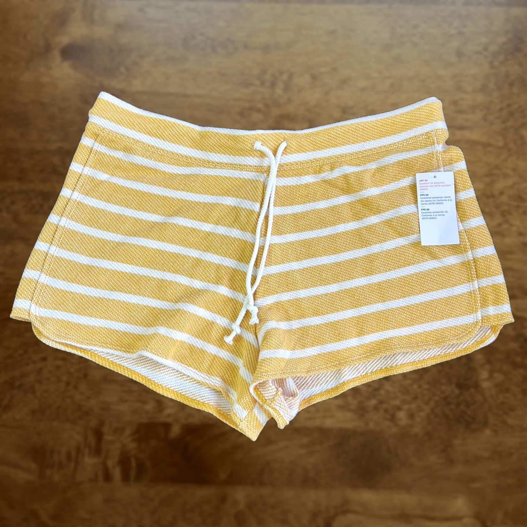 Old Navy Old Navy Shorts Womens Large Yellow Stripe Terry Sweat Drawstring UPF 50 Lounge Size 36" / US 14 / IT 50 - 1 Thumbnail