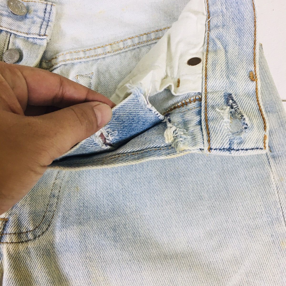 Levi's Vintage Clothing Vintage Levis 501 Made in USA Button Stamp 555 Size US 28 / EU 44 - 10 Thumbnail