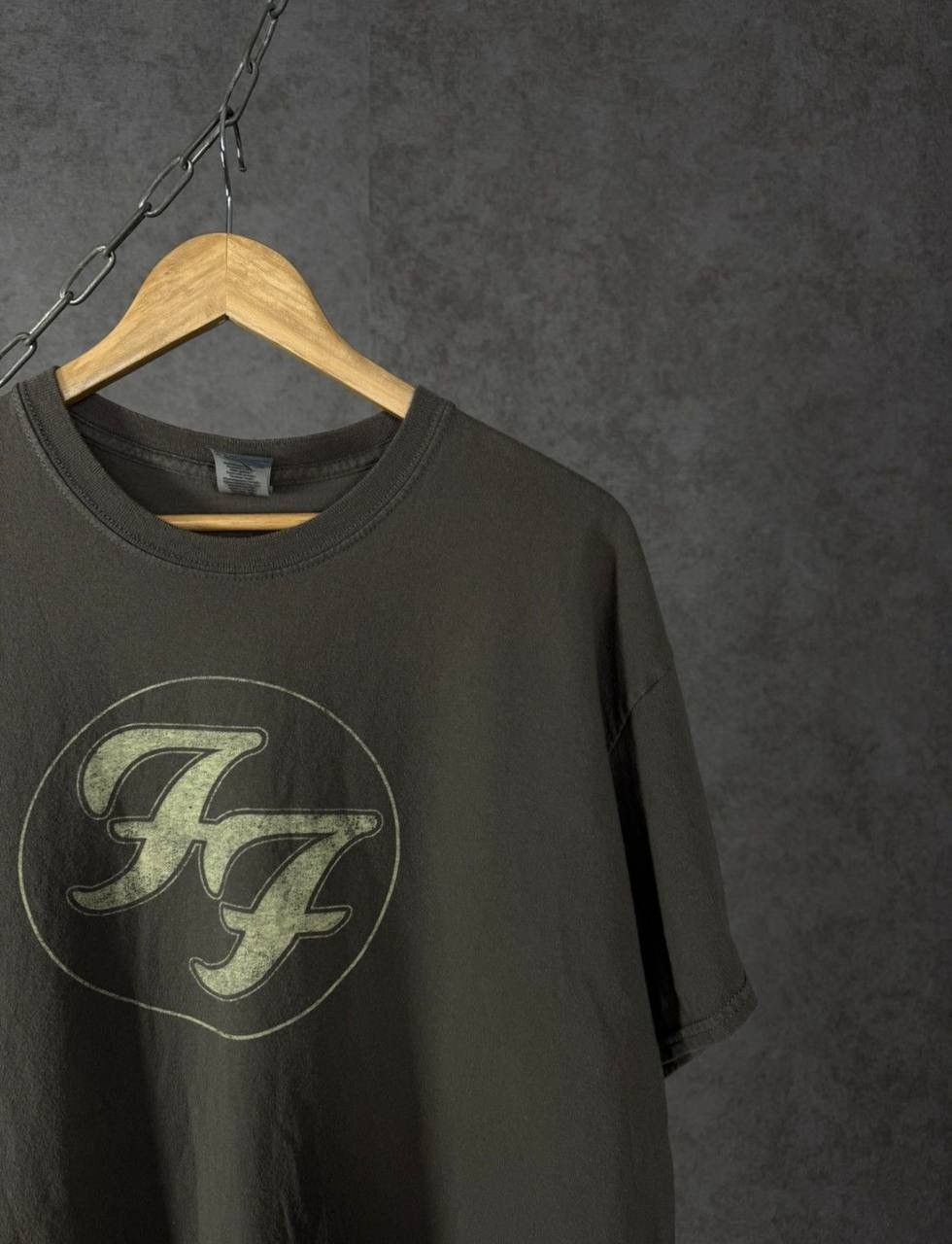 Band Tees Foo Fighters rock band center logo tee Size US XL / EU 56 / 4 - 2 Thumbnail