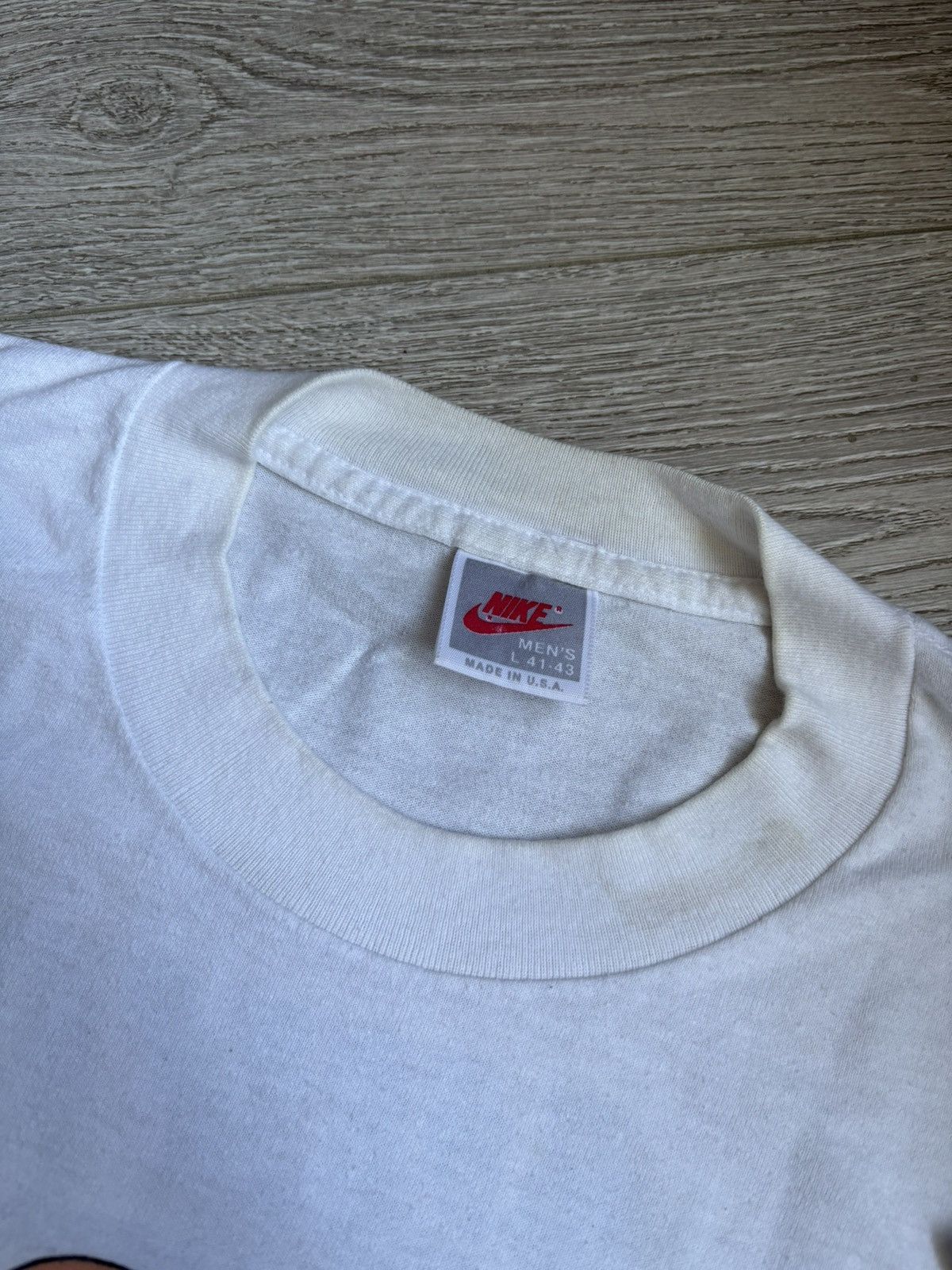 Nike Vintage 90s Nike basketball graphic tee Size US M / EU 48-50 / 2 - 3 Thumbnail