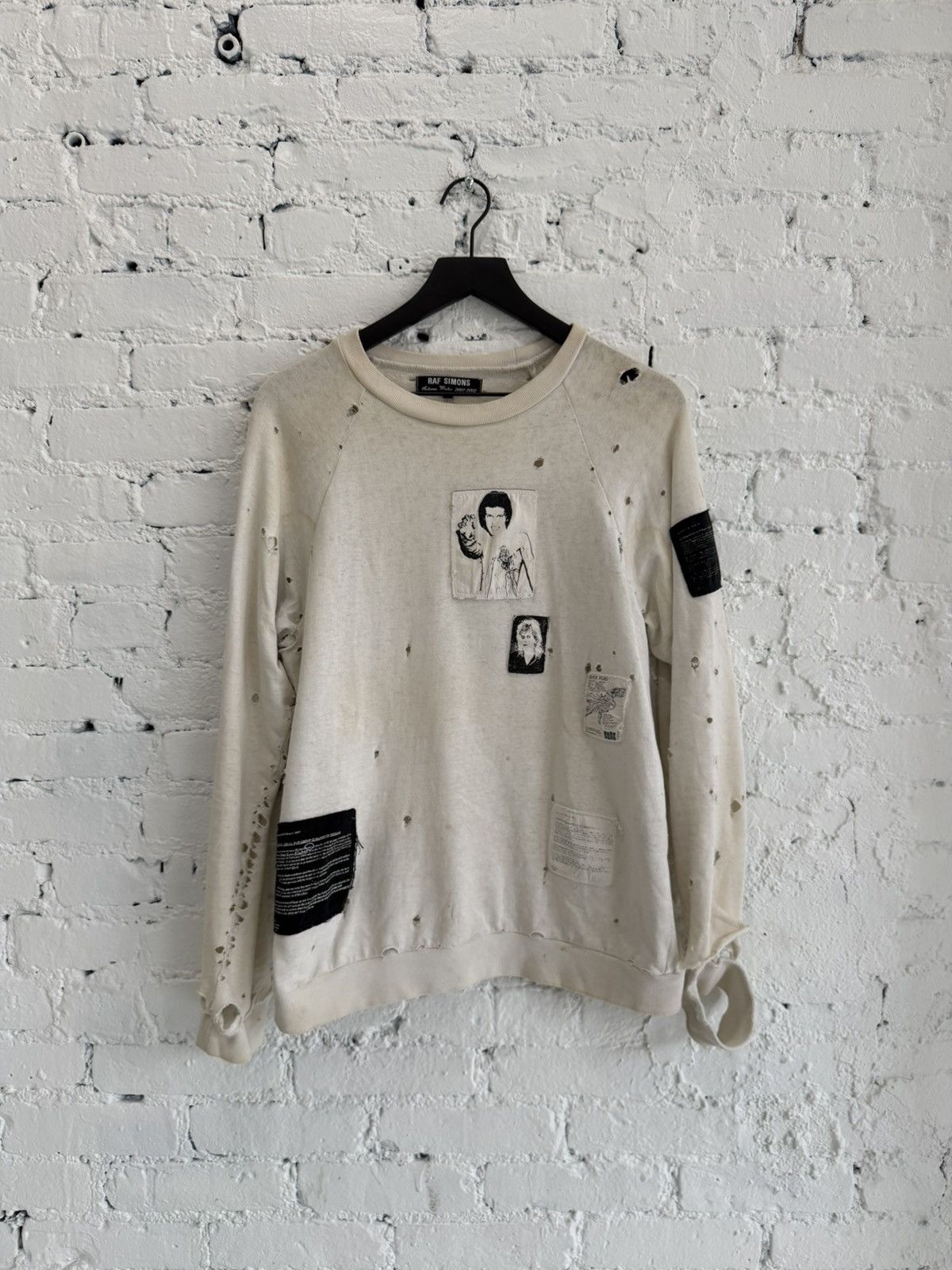 Raf Simons A/W 01-02 ‘RIOT RIOT RIOT’ PATCH CREWNECK Size US S / EU 44-46 / 1 - 1 Thumbnail