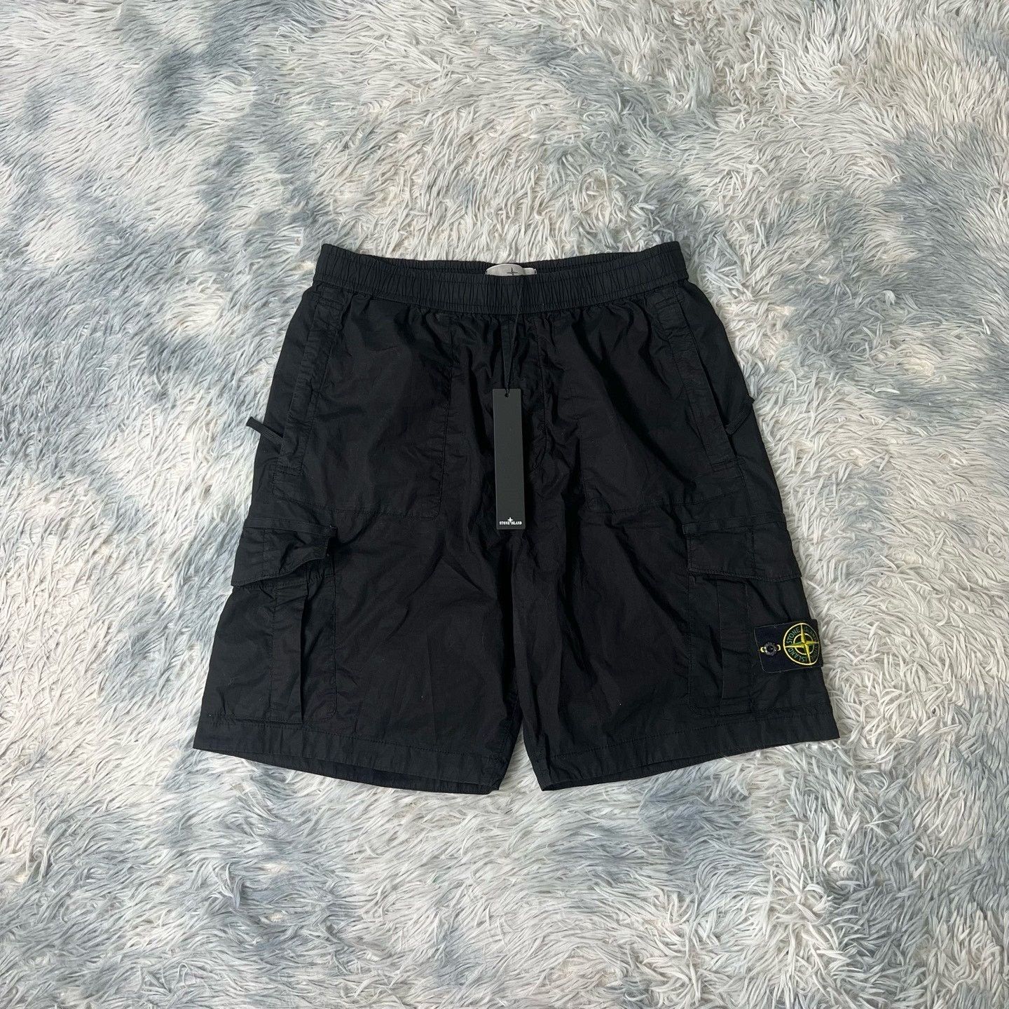Stone Island Stone Island Shorts Size US 33 - 1 Thumbnail