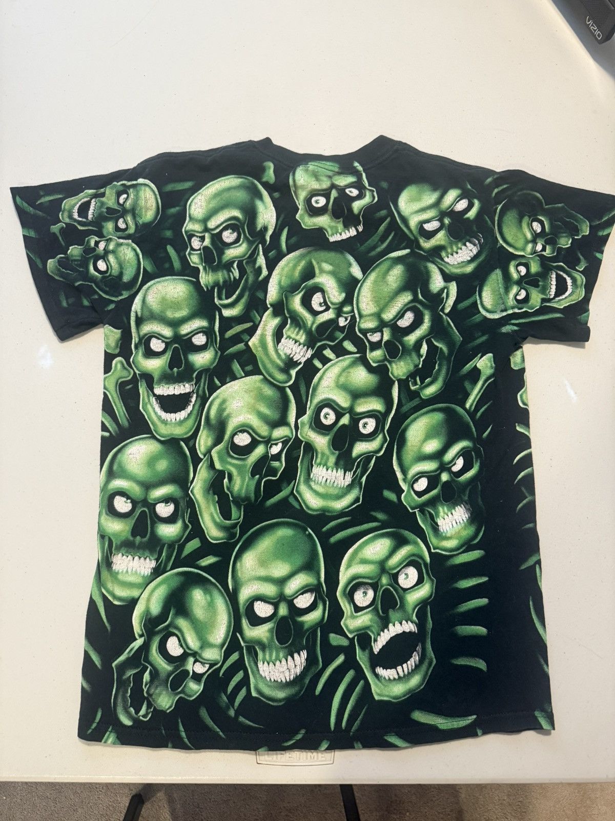 Vintage skullpile original green skulls t-shirt | liquid blue Size US S / EU 44-46 / 1 - 2 Thumbnail