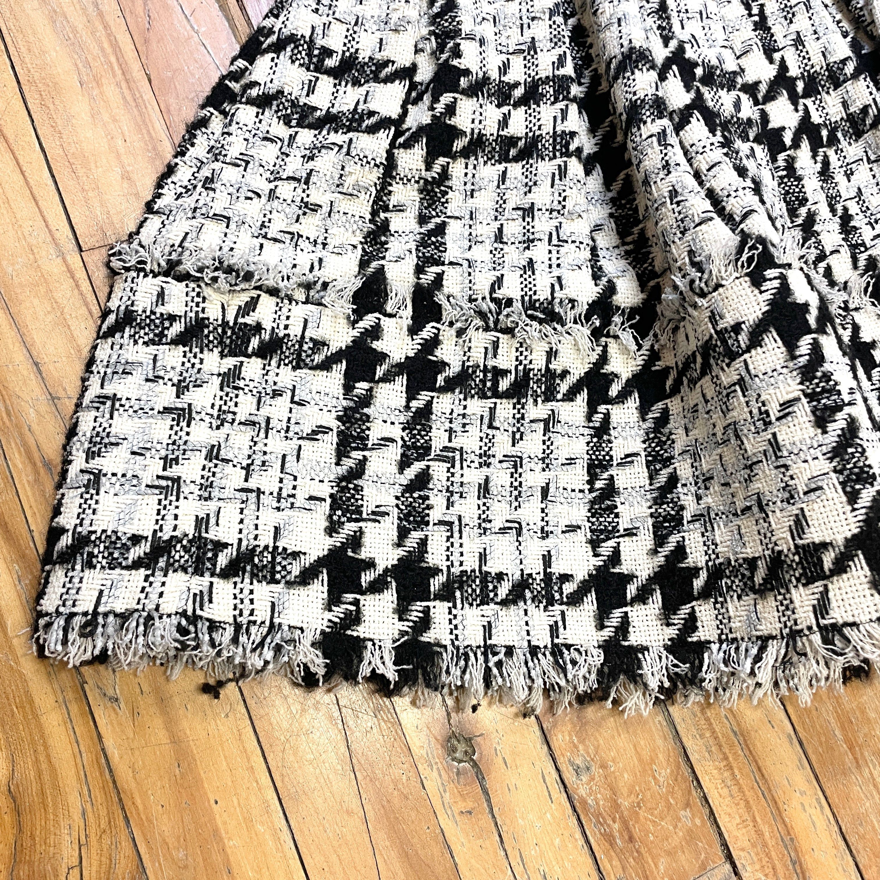 Oscar De La Renta Oscar De La Renta Fall '08 Vintage Designer Tweed Skirt Made In Italy Size 27" Size 27" / US 4 / IT 40 - 4 Thumbnail