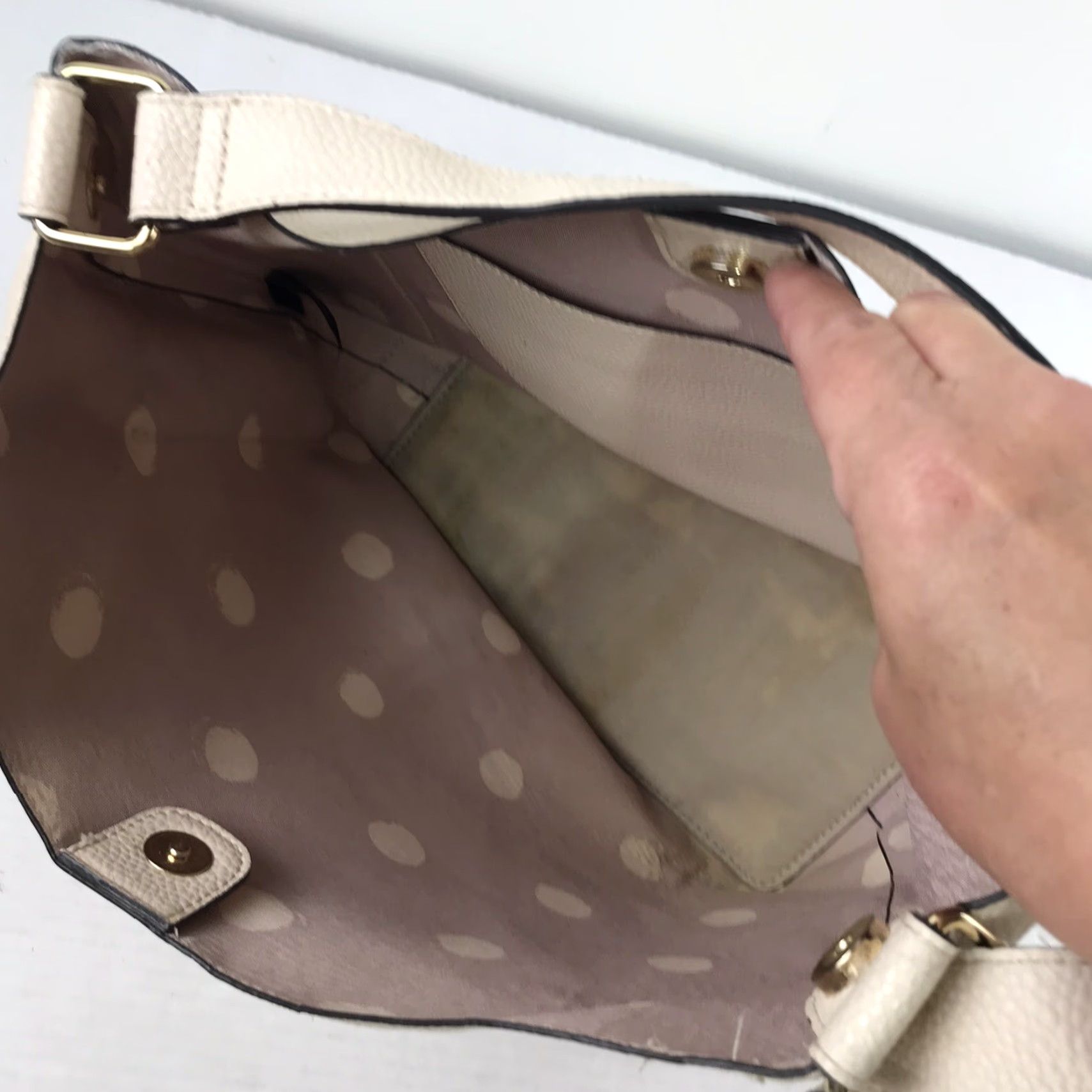 Nanette Lepore Nanette Lepore Cream Faux Leather Shoulder Bag Size ONE SIZE - 3 Thumbnail