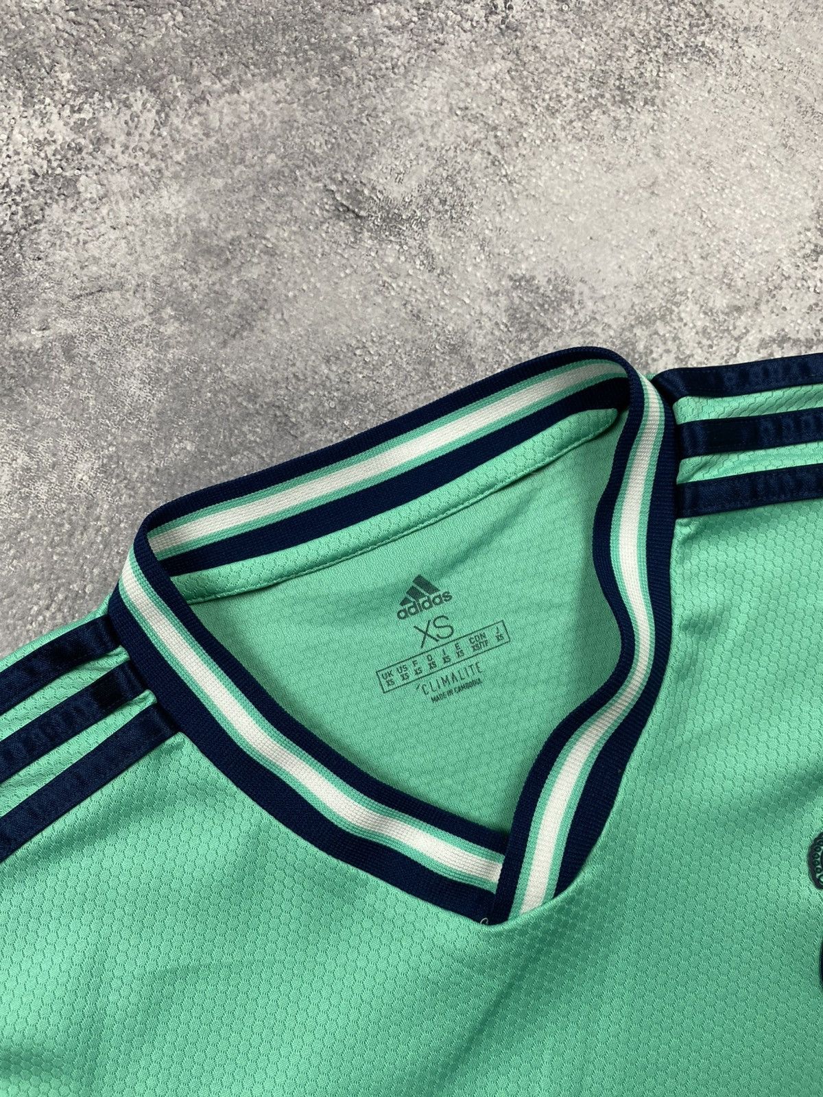 Adidas Adidas Real Madrid 2019-20 Home Football Shirt Soccer Jersey Size US XS / EU 42 / 0 - 6 Thumbnail