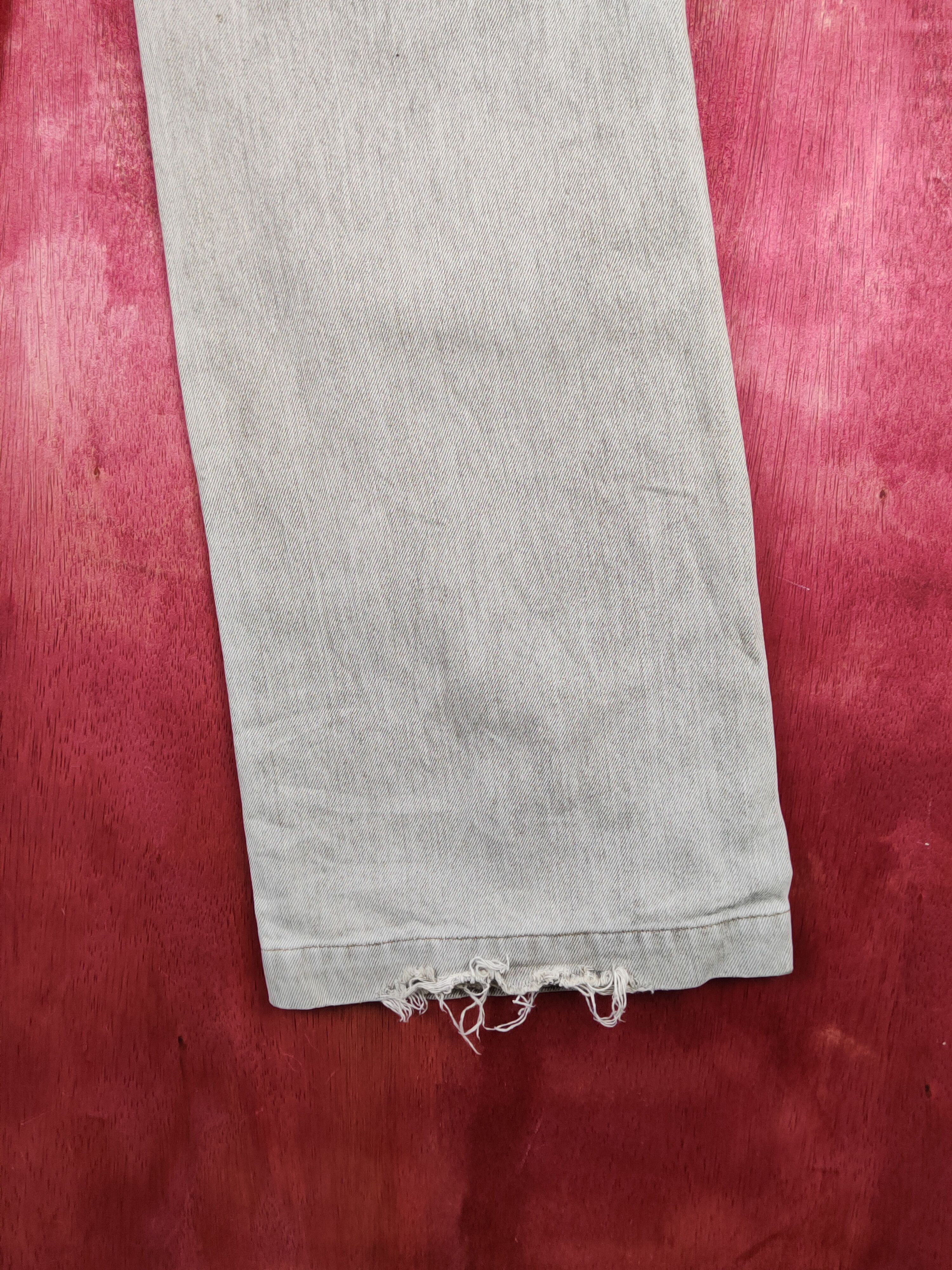 Japanese Brand Domingo faded Distressed Ripped vintage denim Jeans #S2217 Size US 30 / EU 46 - 11 Thumbnail