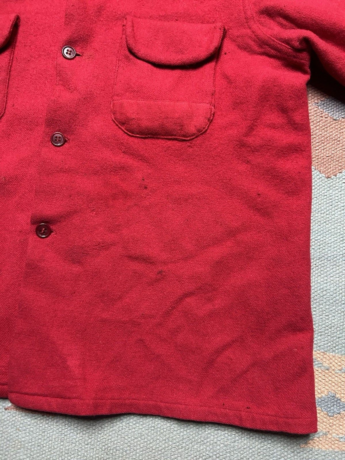Vintage 1950s wool loop collar shirt Campus Hollywood distressed M/L Size US M / EU 48-50 / 2 - 6 Thumbnail